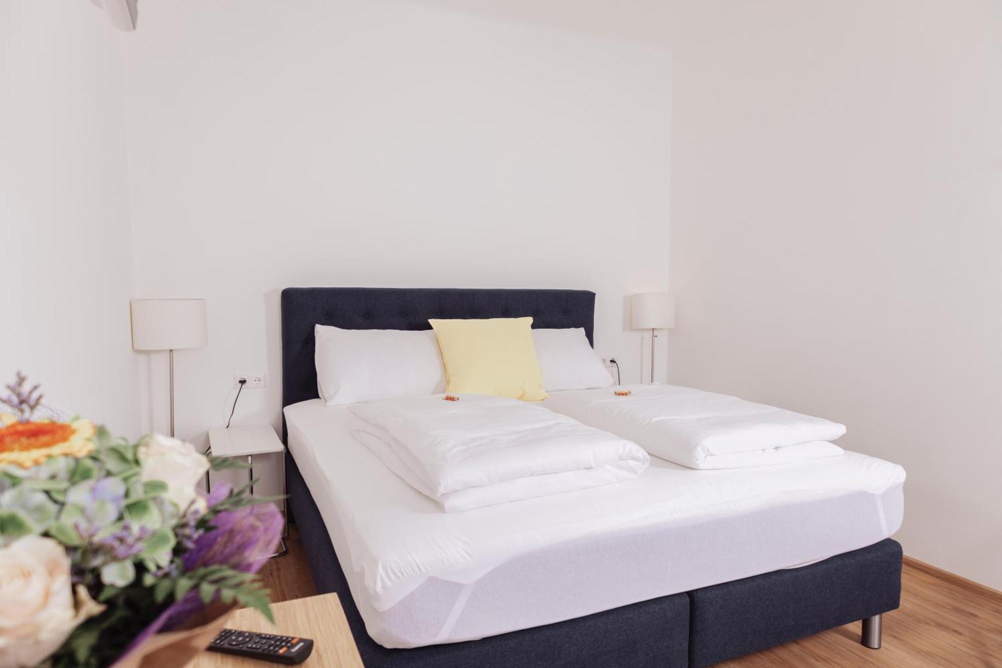 Standard Double Room,1595981358:JPEG