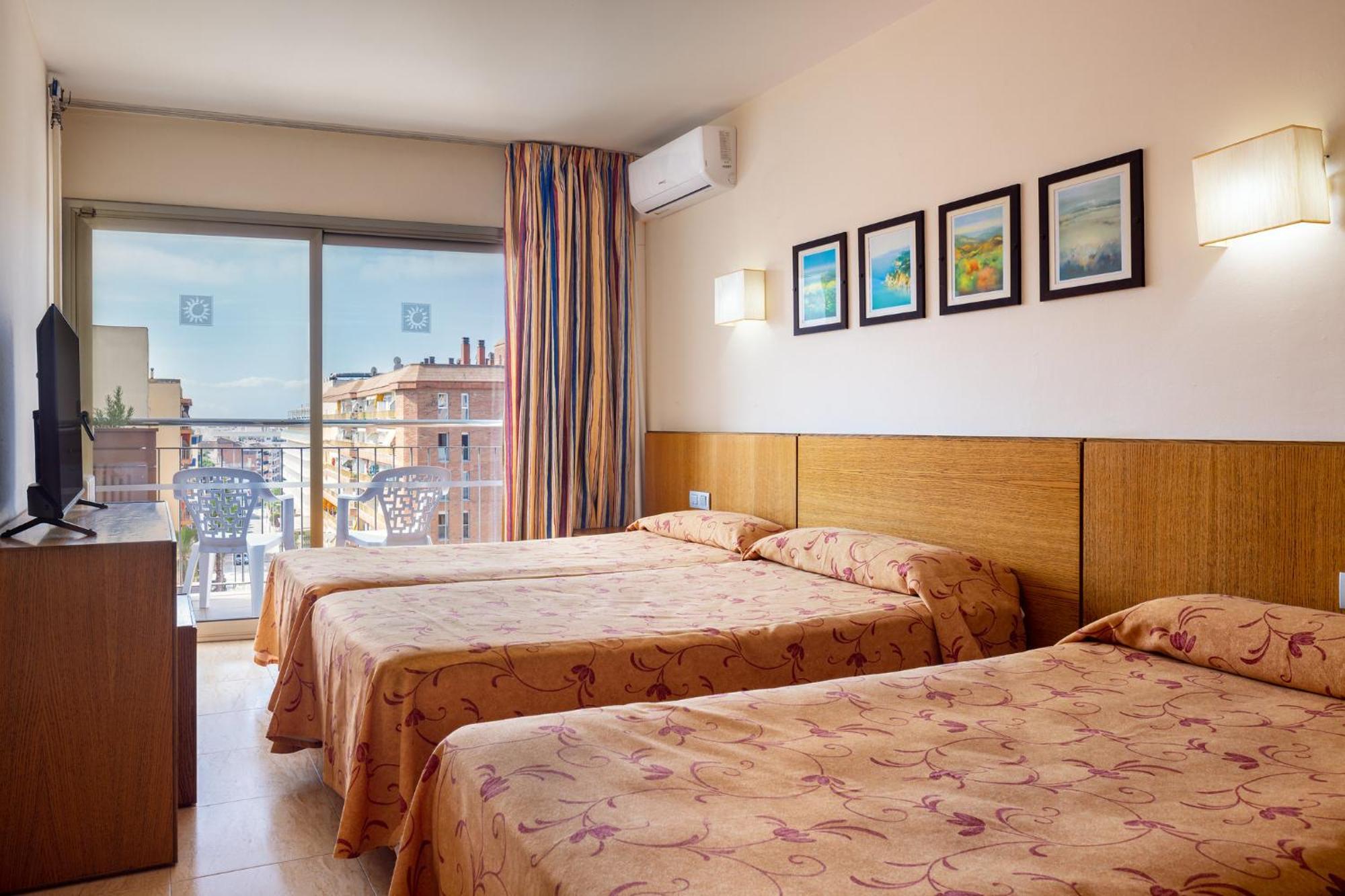 Superior Triple Room (2 Adults + 1 Child)