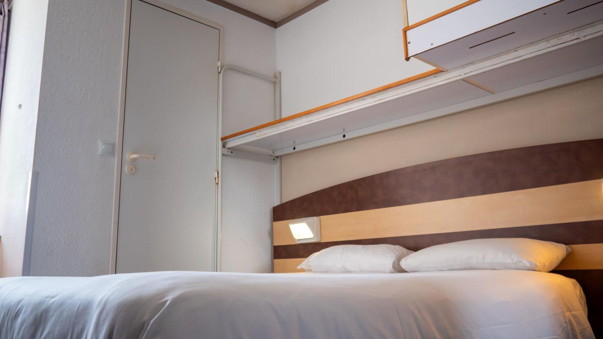 Chambre Triple Basique avec Salle de Bains Commune