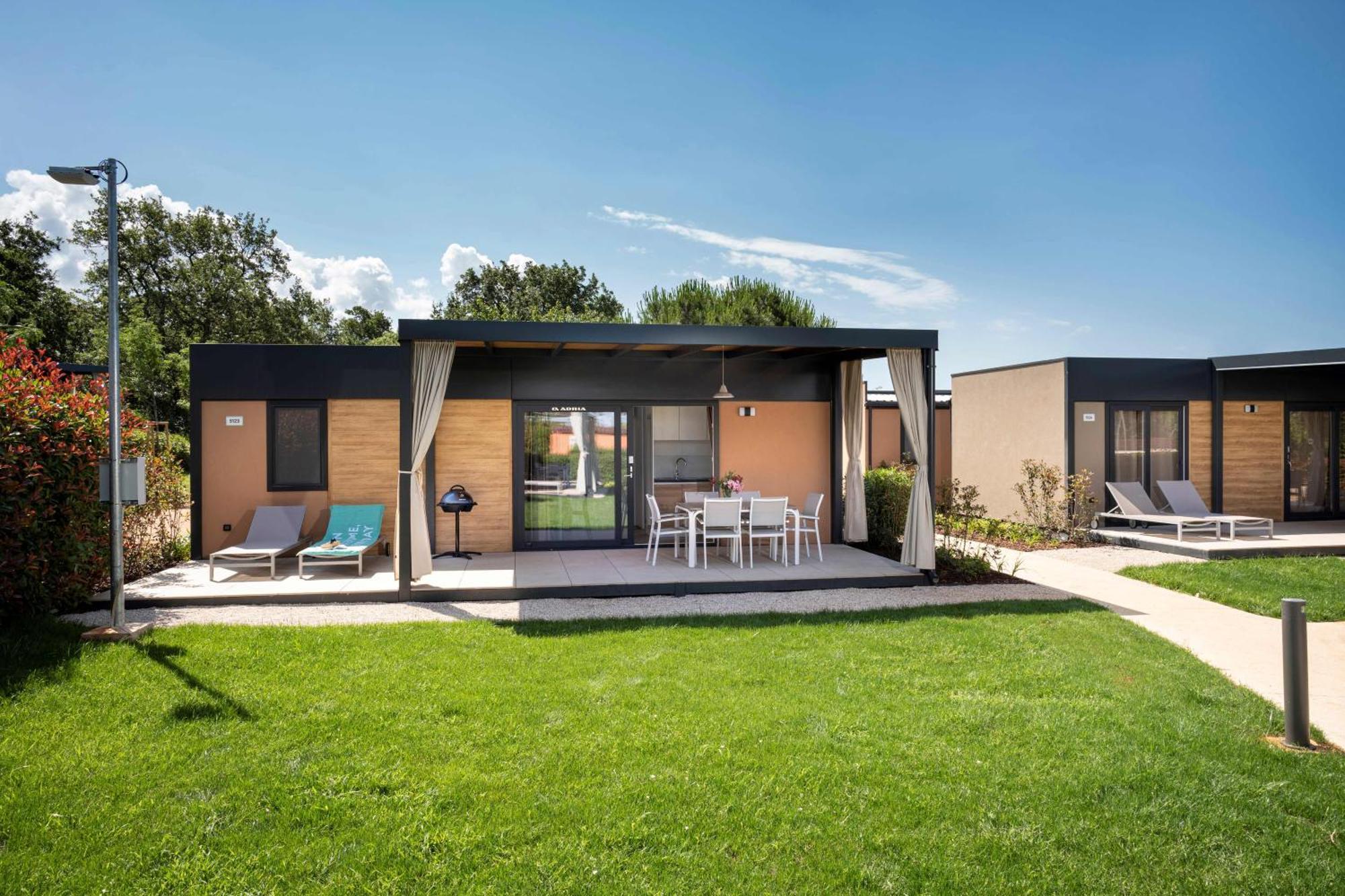 Premium Family Mobile Home