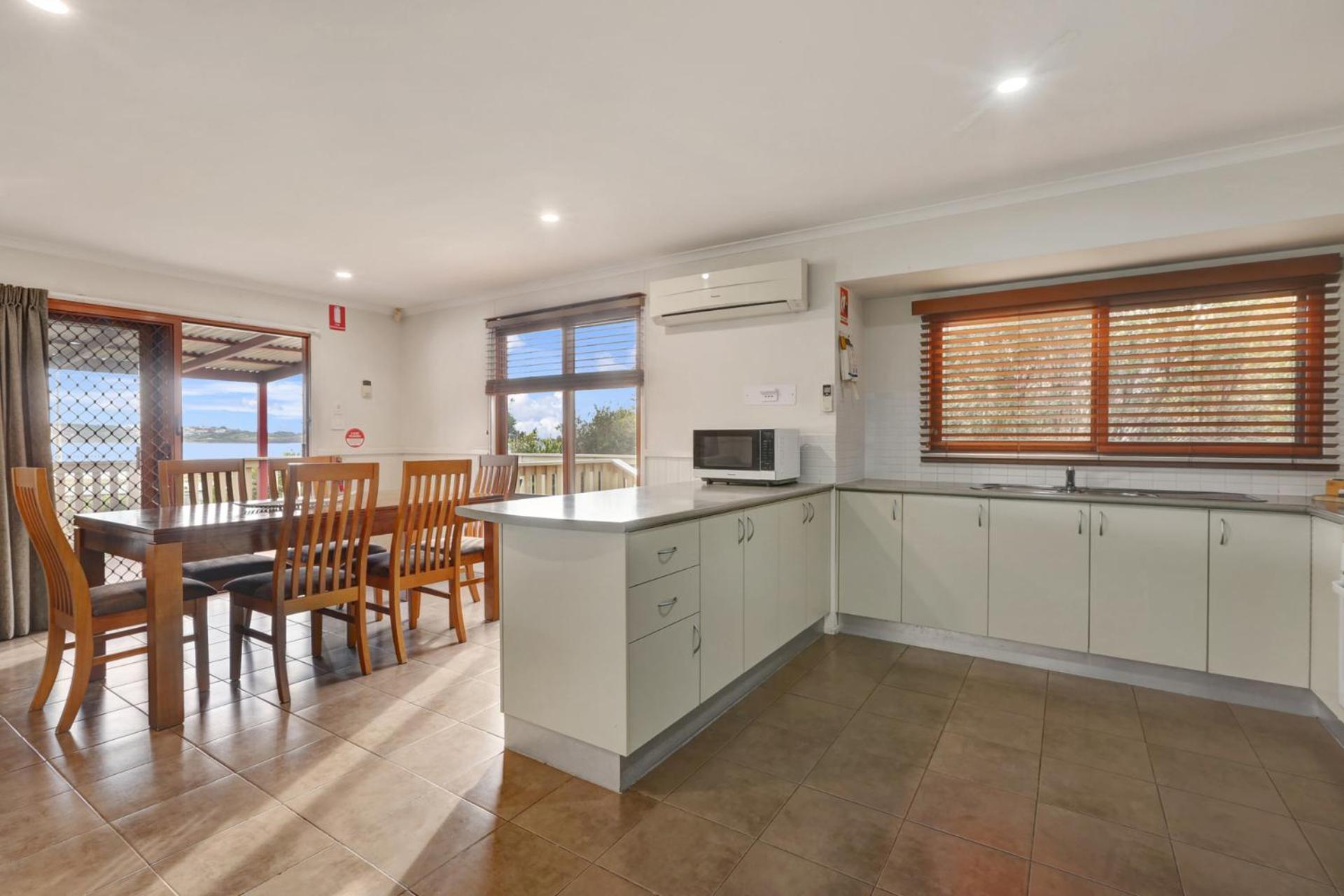 2 Bedroom Moonlit Sands Room