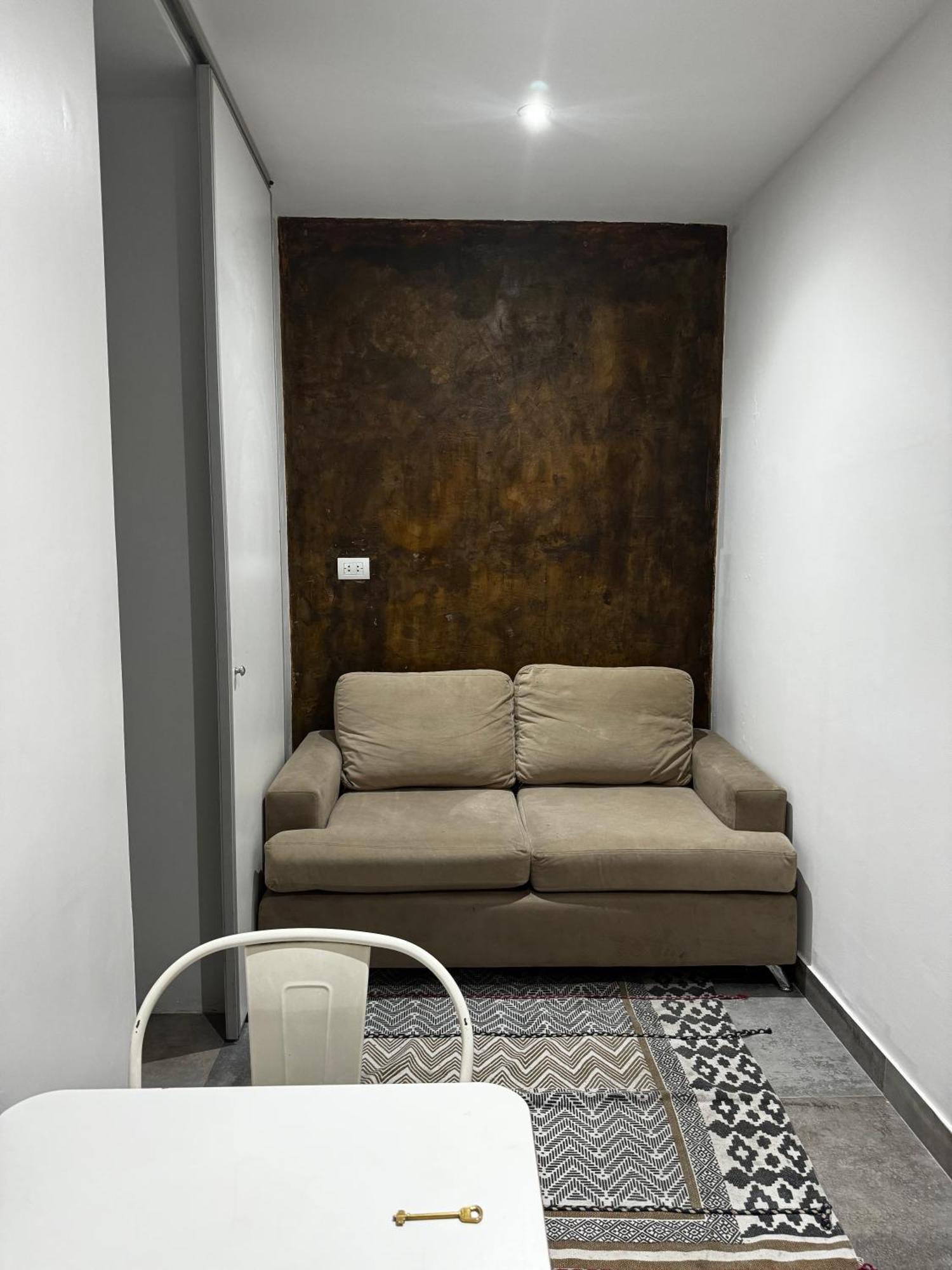 Deluxe King Studio