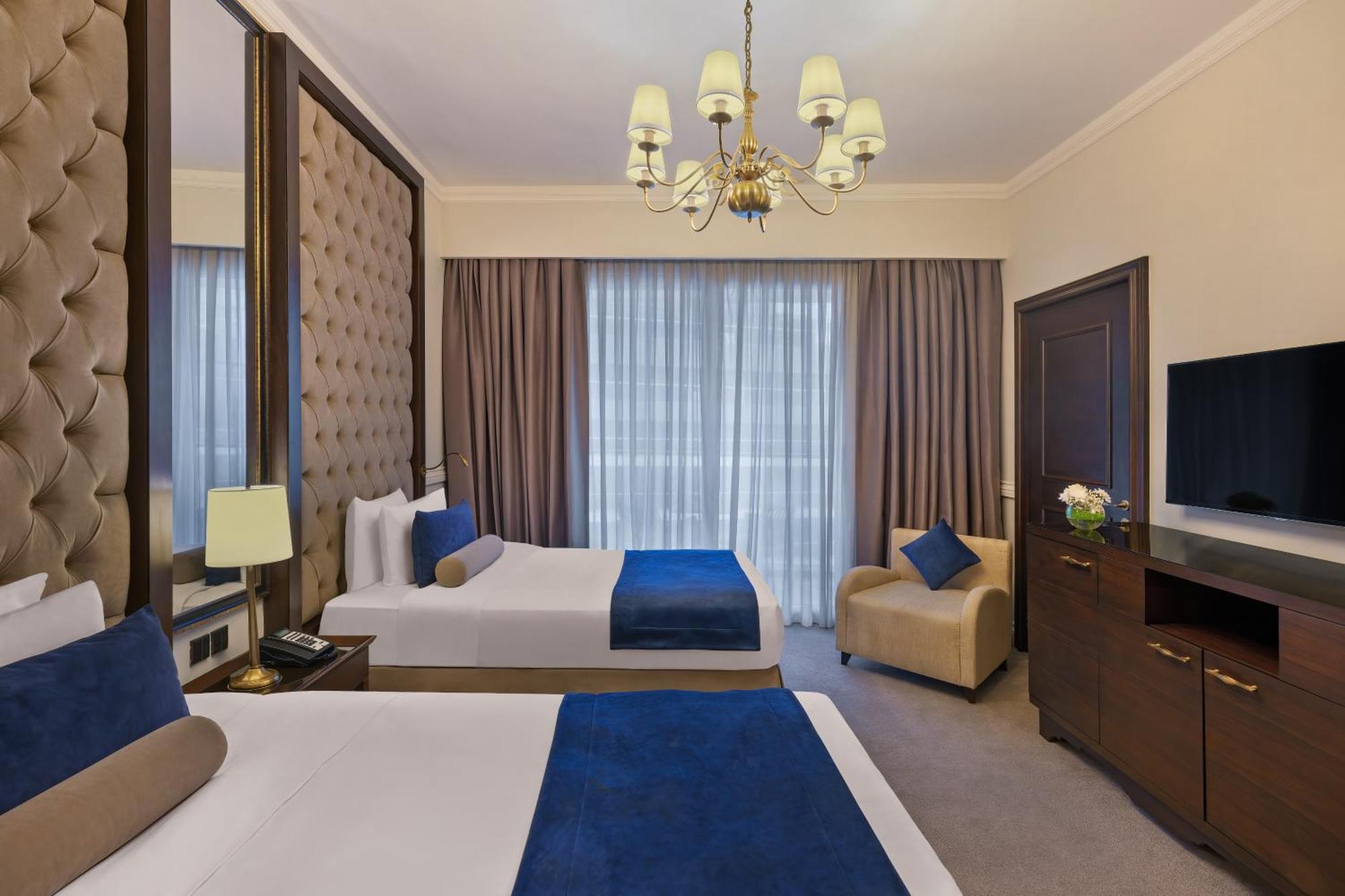 Superior Room Private Beach Infinity Pool Lazy River & Kids Club Access,1596101305:JPEG