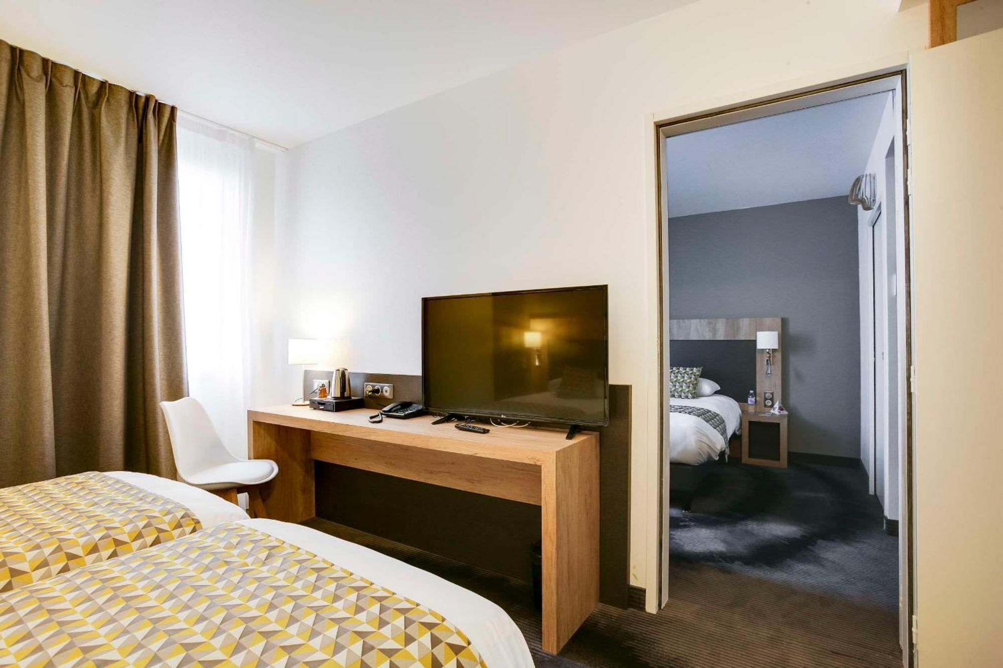 Triple Room
