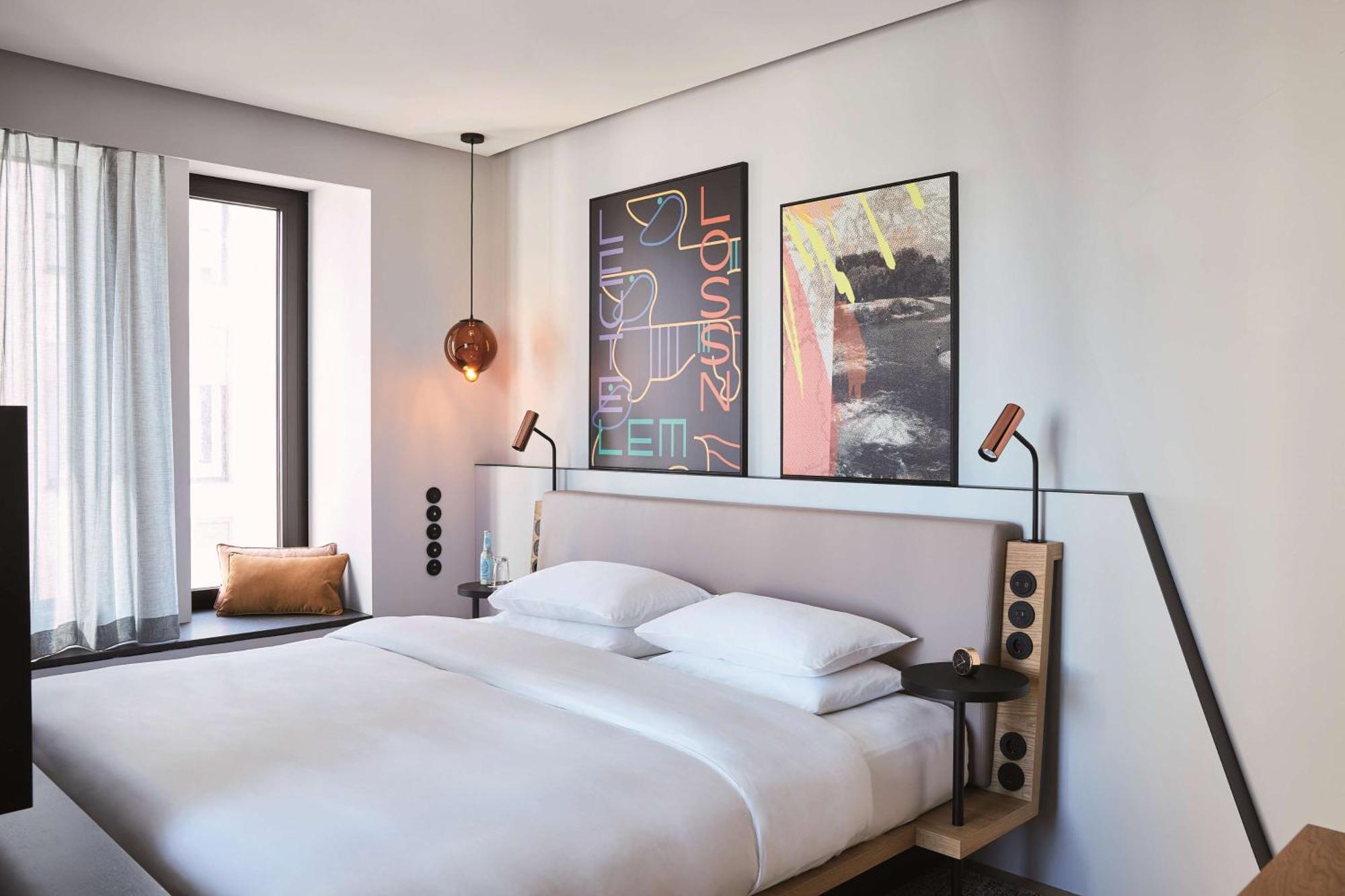 Andaz Suite,1596135090:JPEG