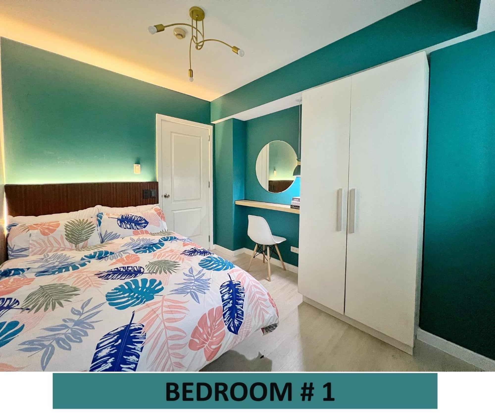 Suite with Pool View