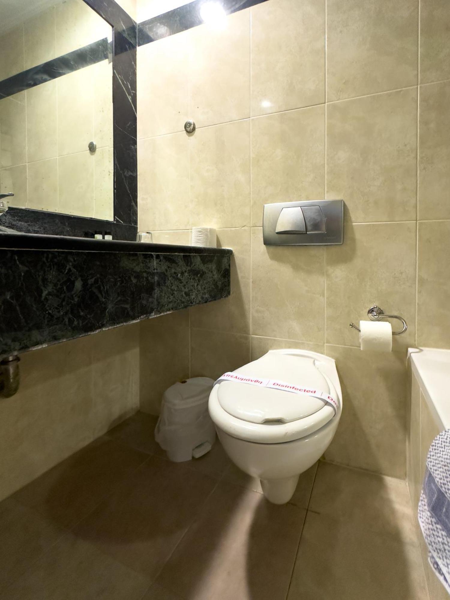 Junior Suite,1596880274:JPEG