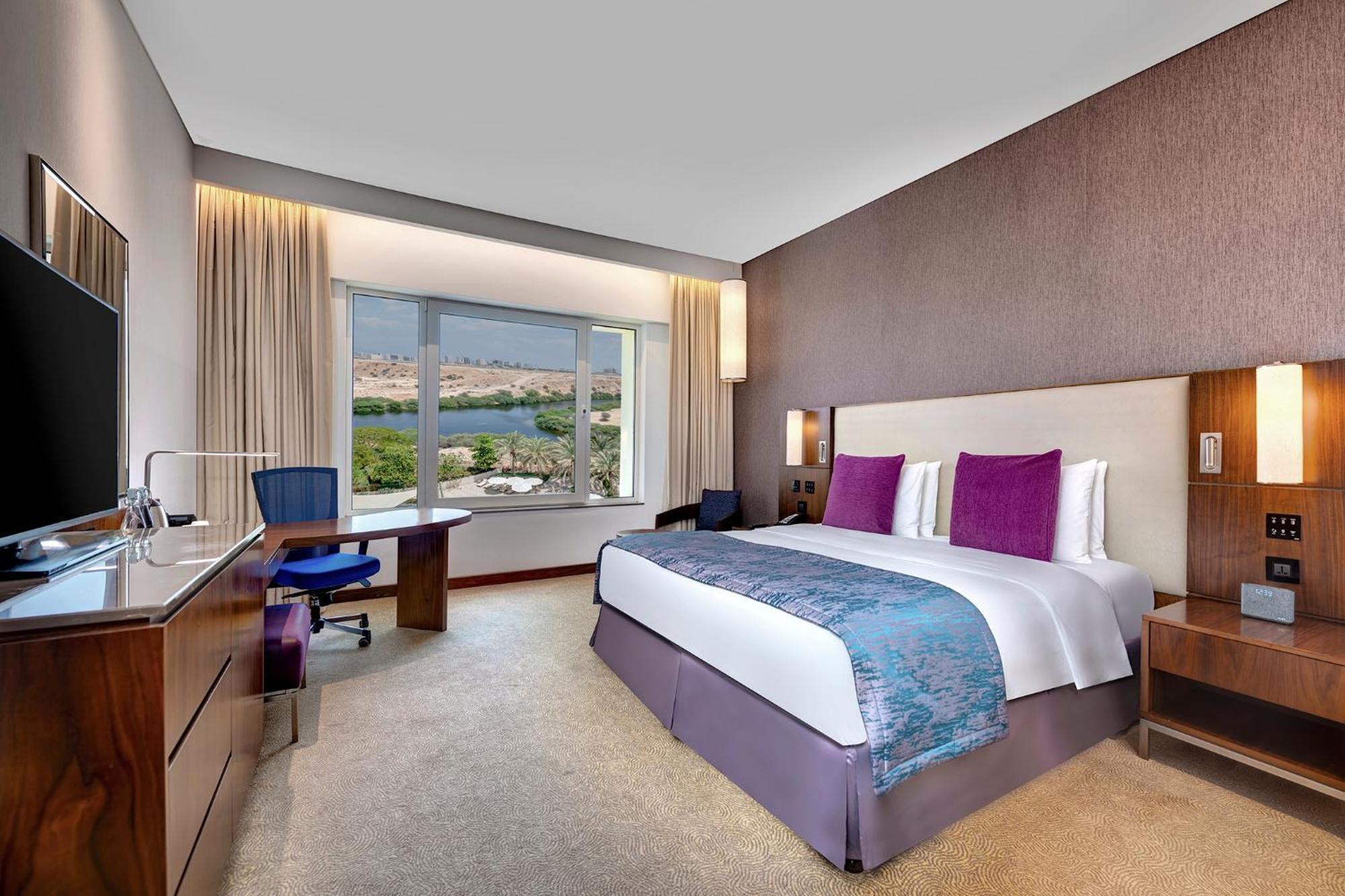 Premium King Room Garden View Lounge Access