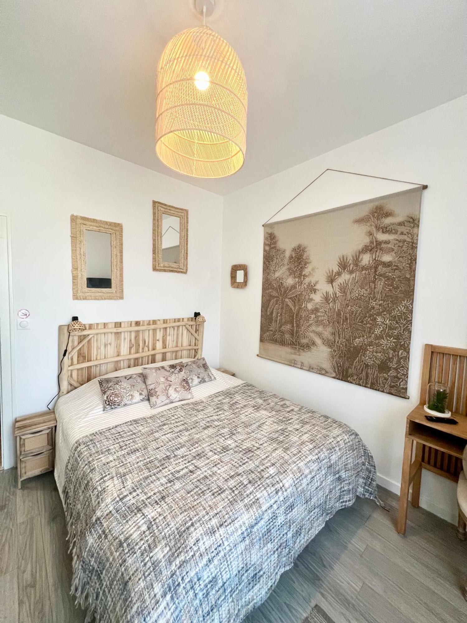 Chambre Double - Vue sur Jardin