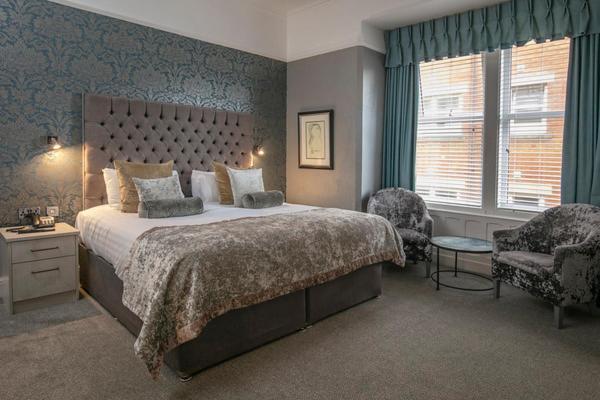 Family Room with Double and Two Single Beds,1674695752:JPEG