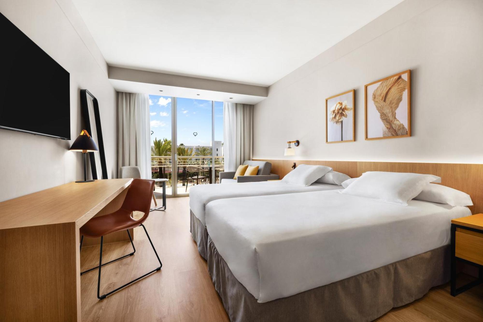 Double or Twin Room,1597545892:JPEG