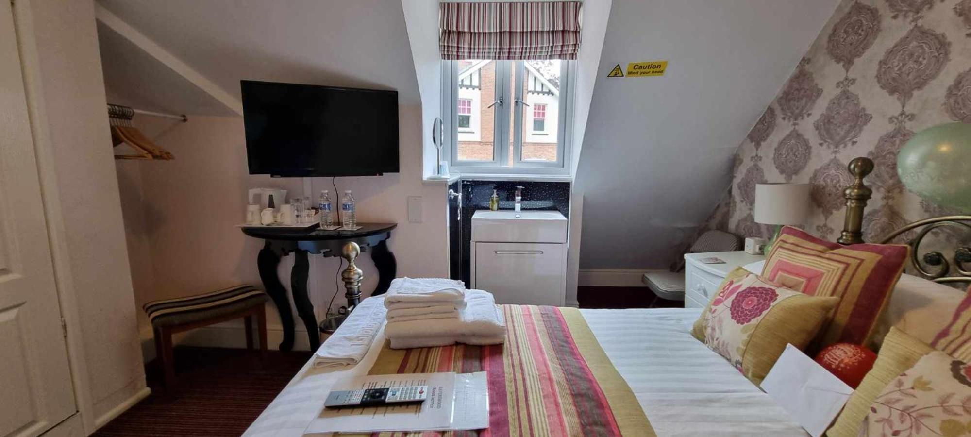 Economy Double Room