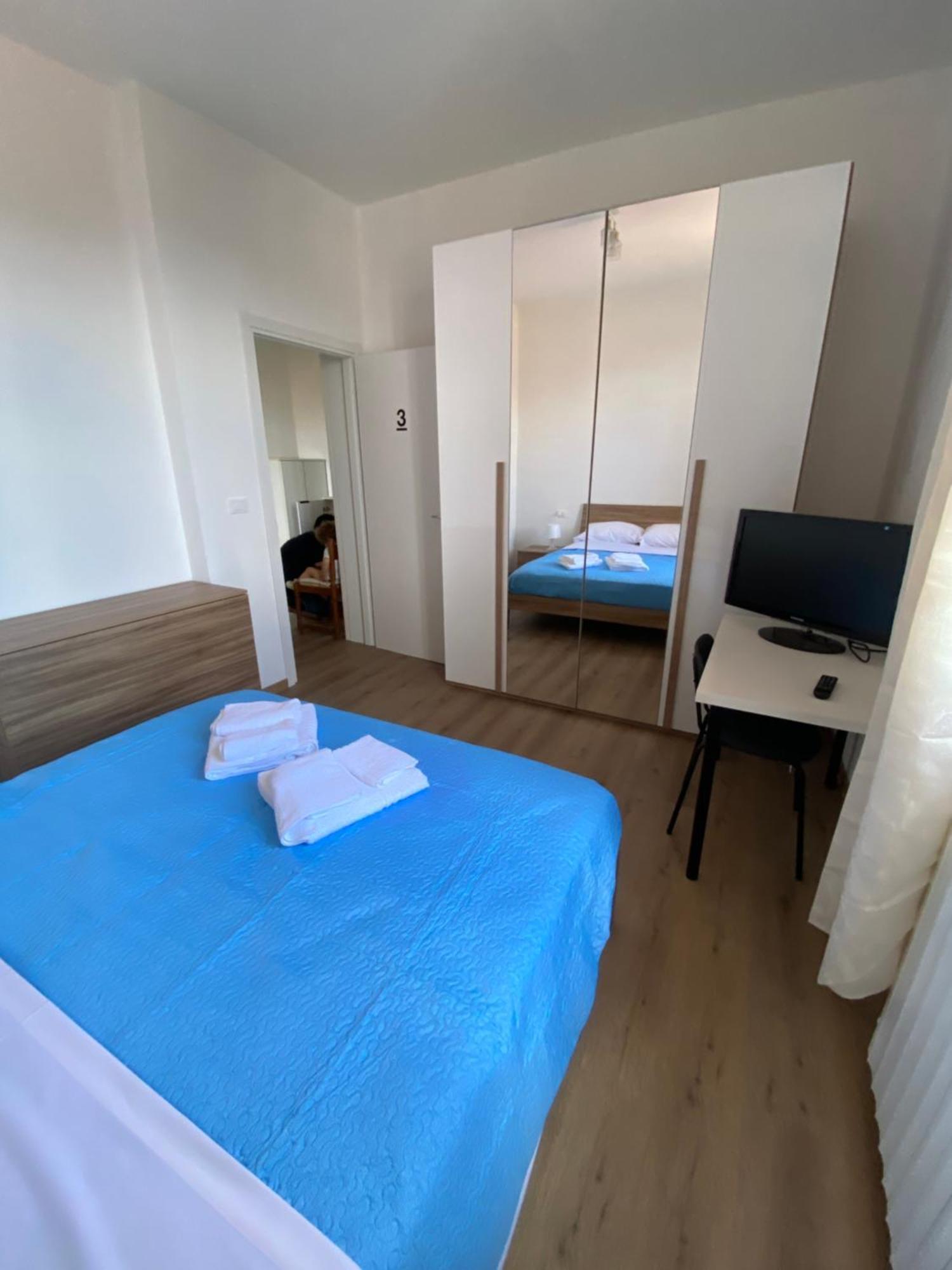 Habitación Doble con baño compartido