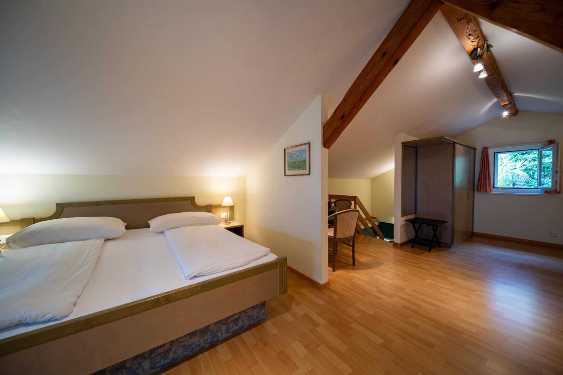 Comfort Family Room-Villa Giuliano