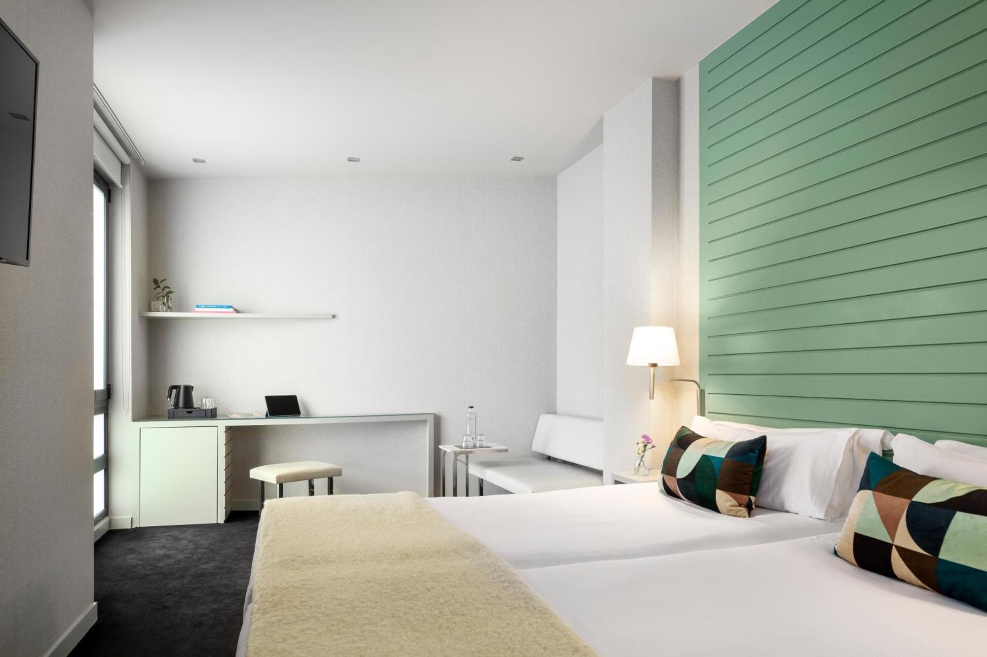 Urban Executive Room