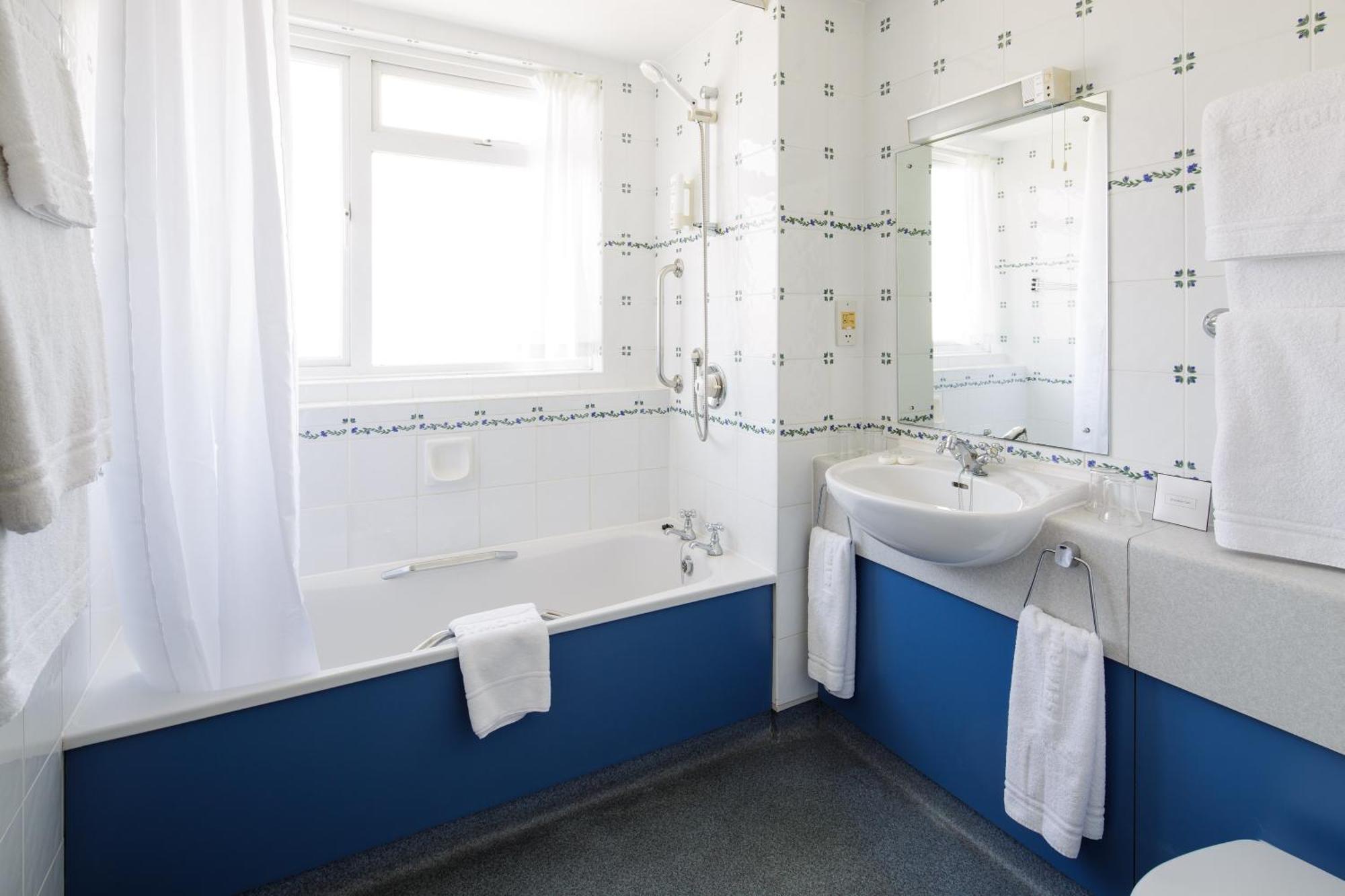 Standard Twin Room,1598888265:JPEG