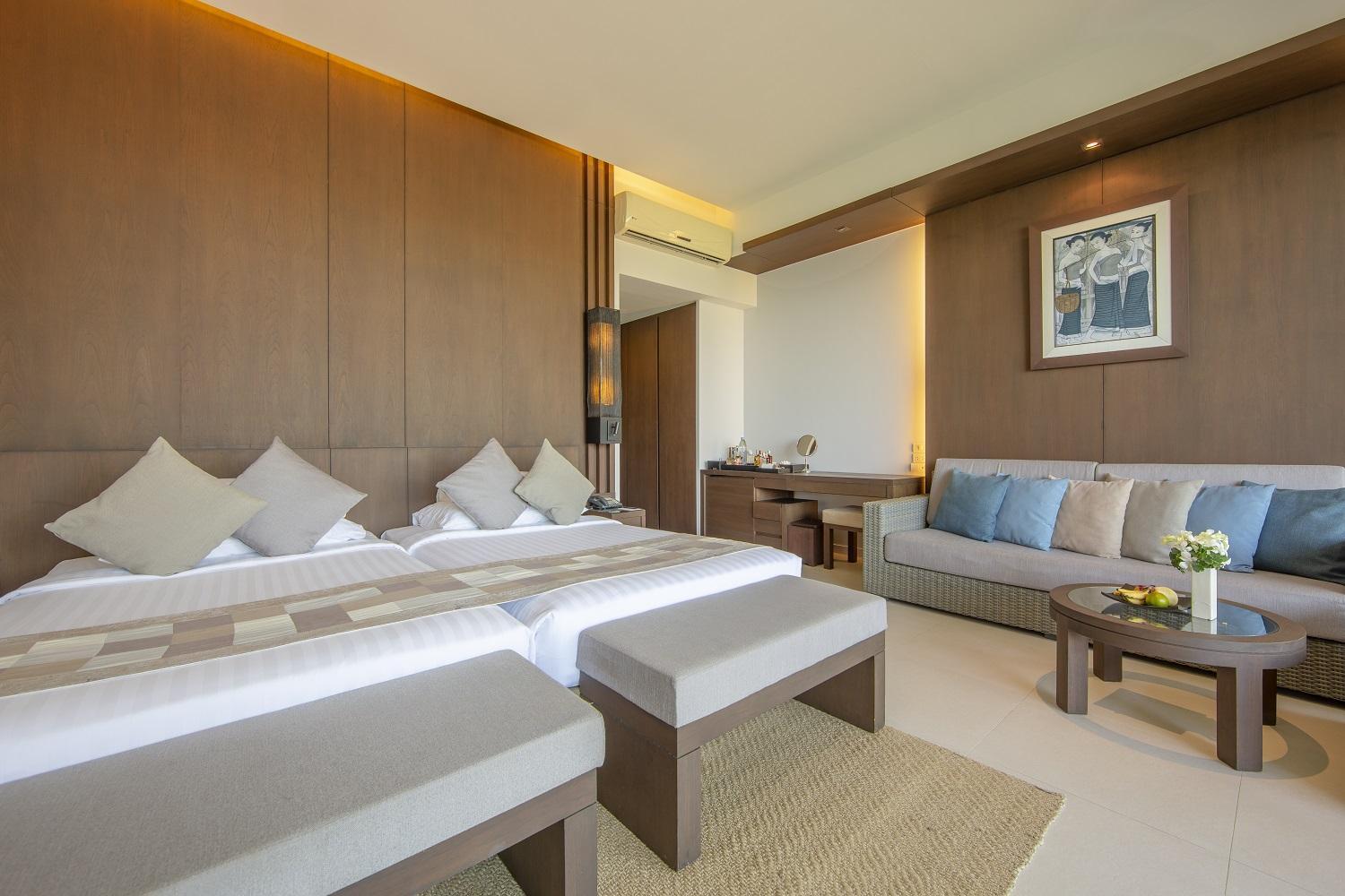 Junior Suite with Limited View - Annex Wing