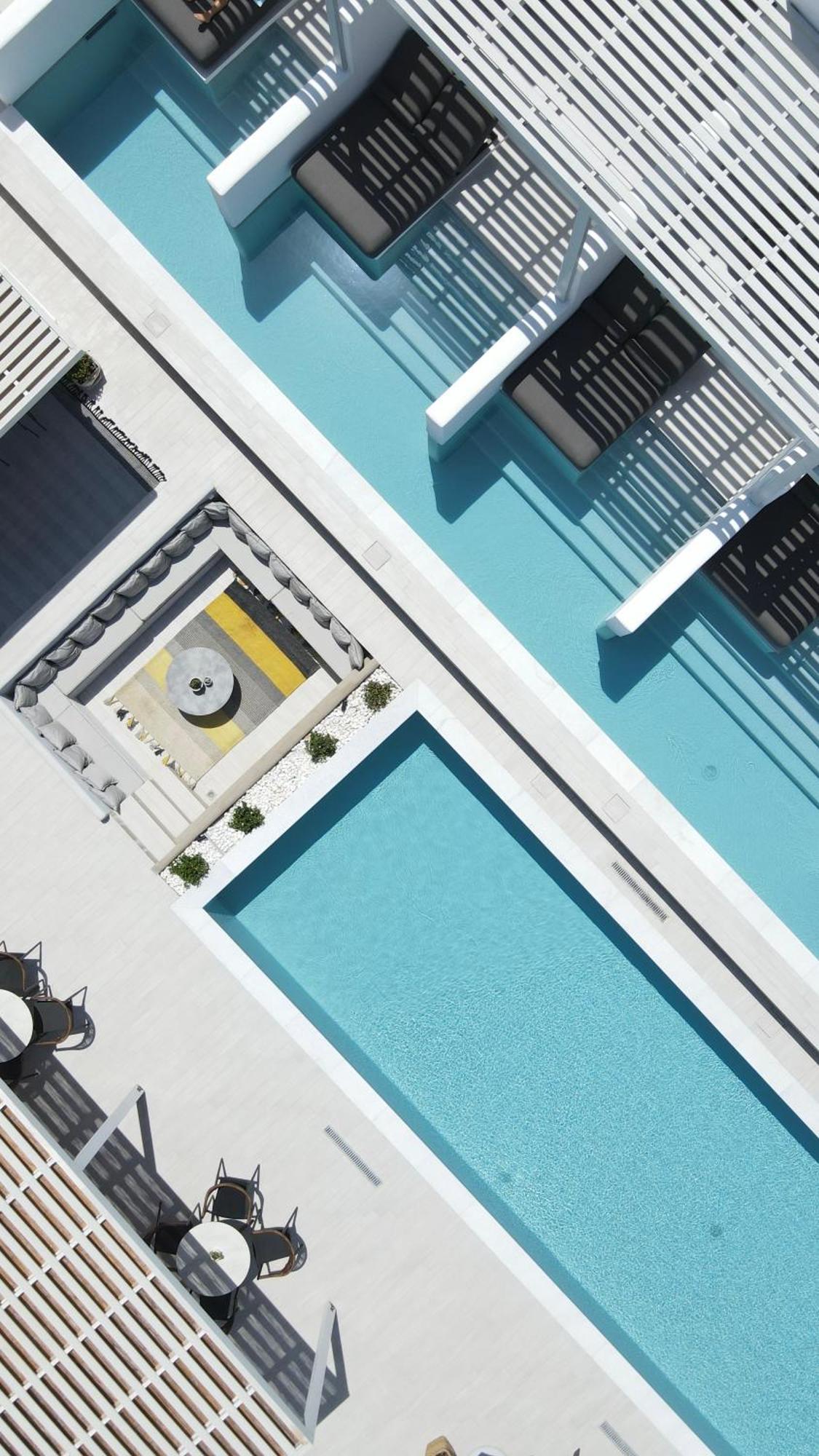 Suite Private Pool,1602959634:JPEG
