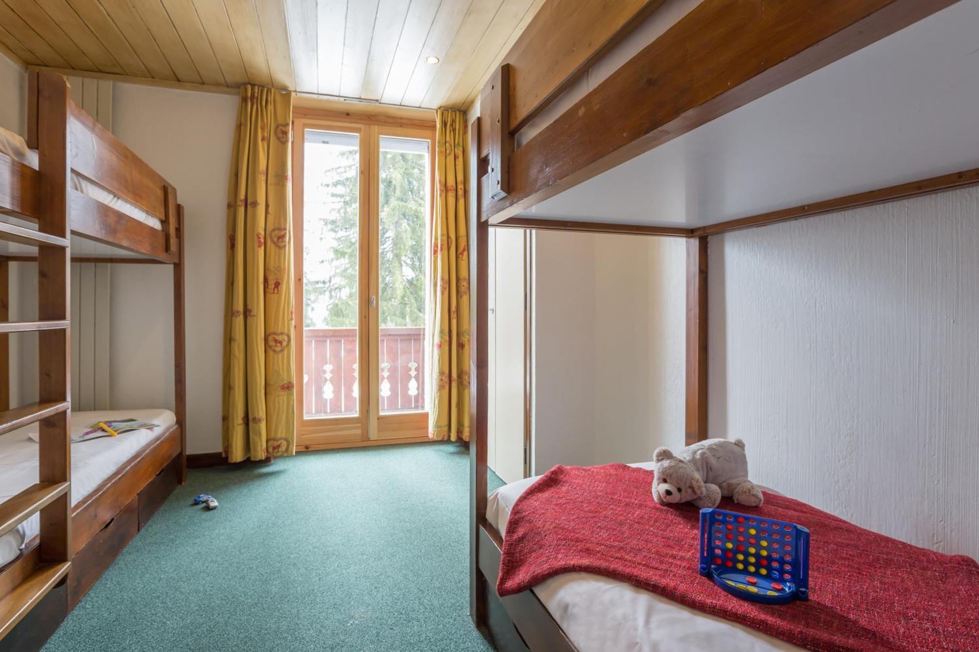 One-Bedroom Apartment with Sleeping Alcove (8 People) - Saturday