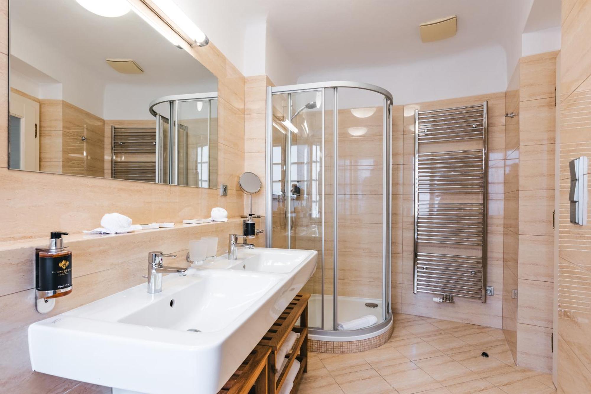 Comfort Quadruple Room