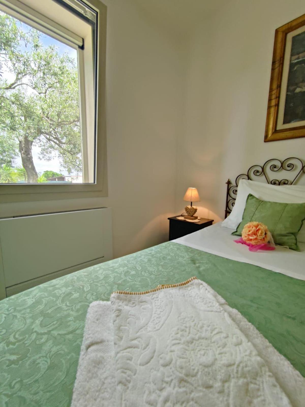 Double Room,1598989235:JPEG
