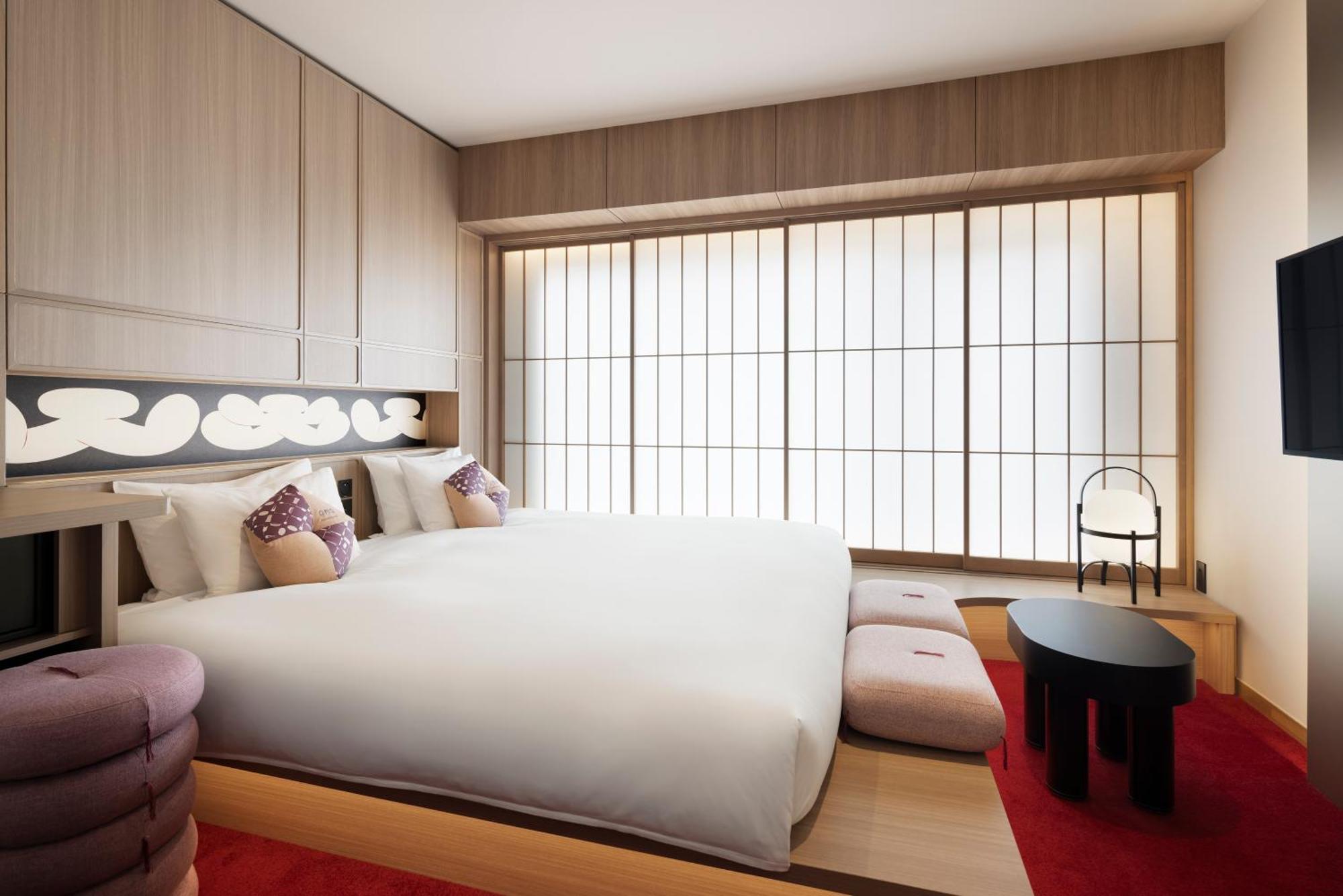 YOSE King Room