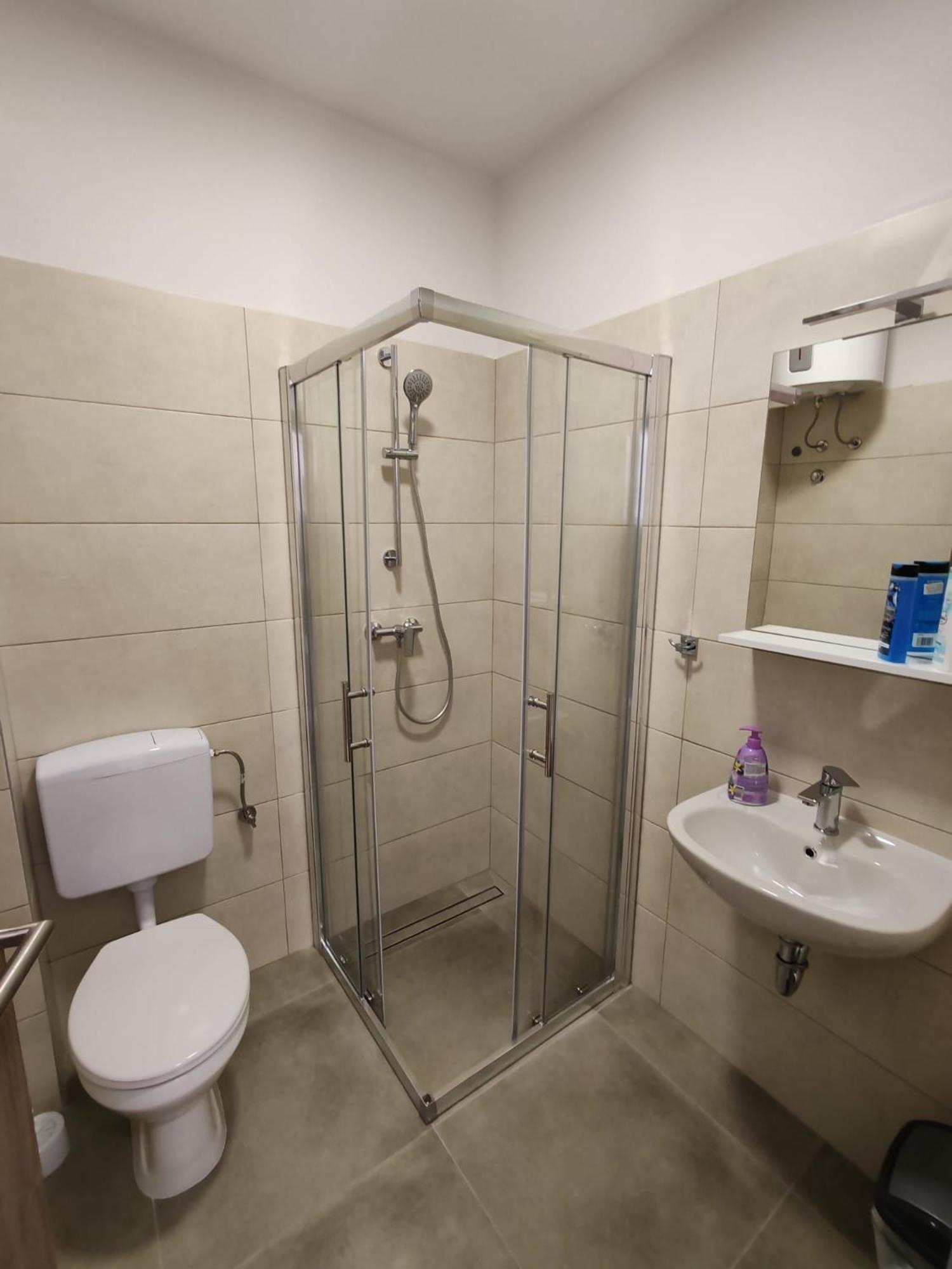 Twin Room Bathroom