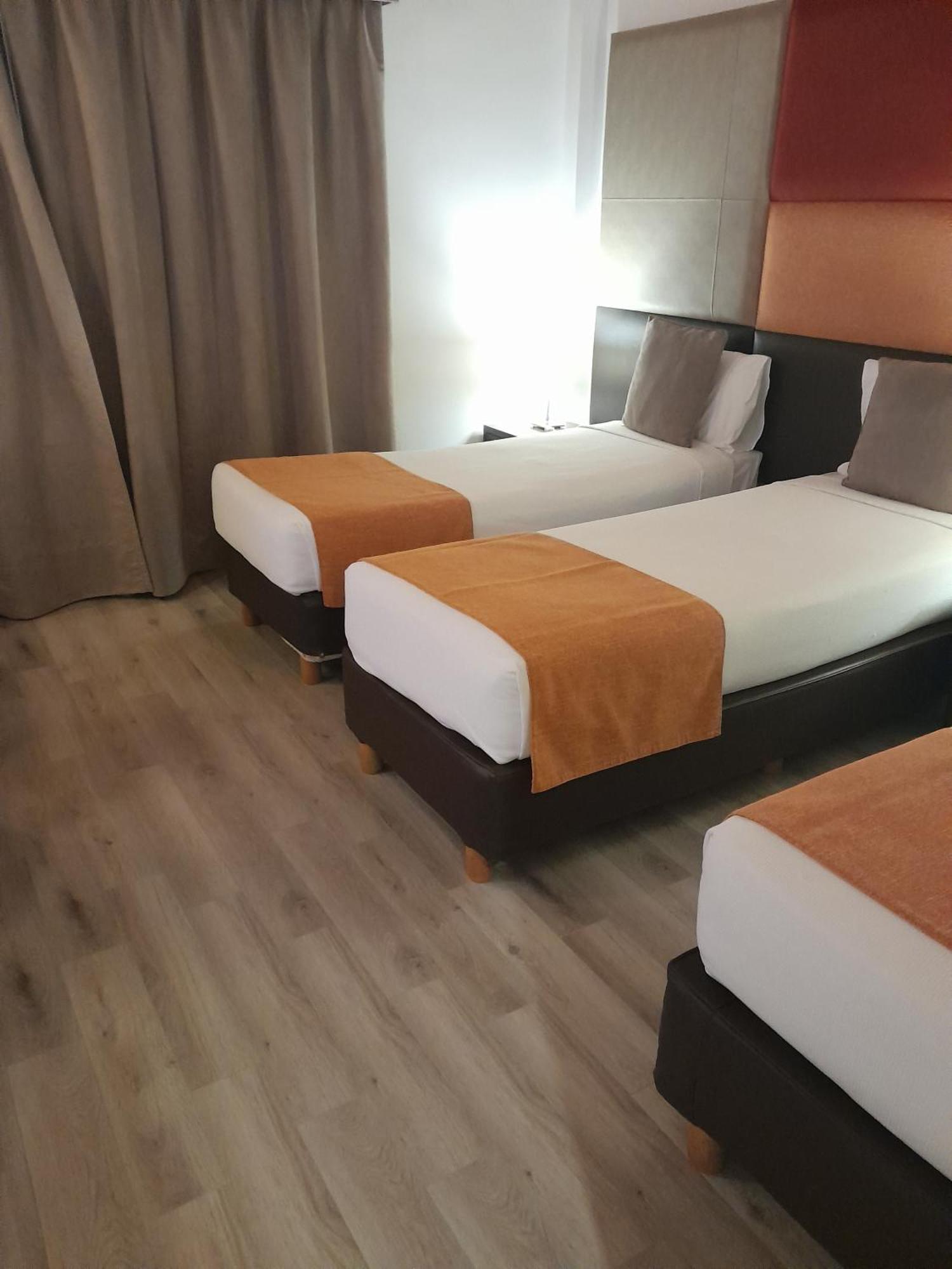 Deluxe Triple Room