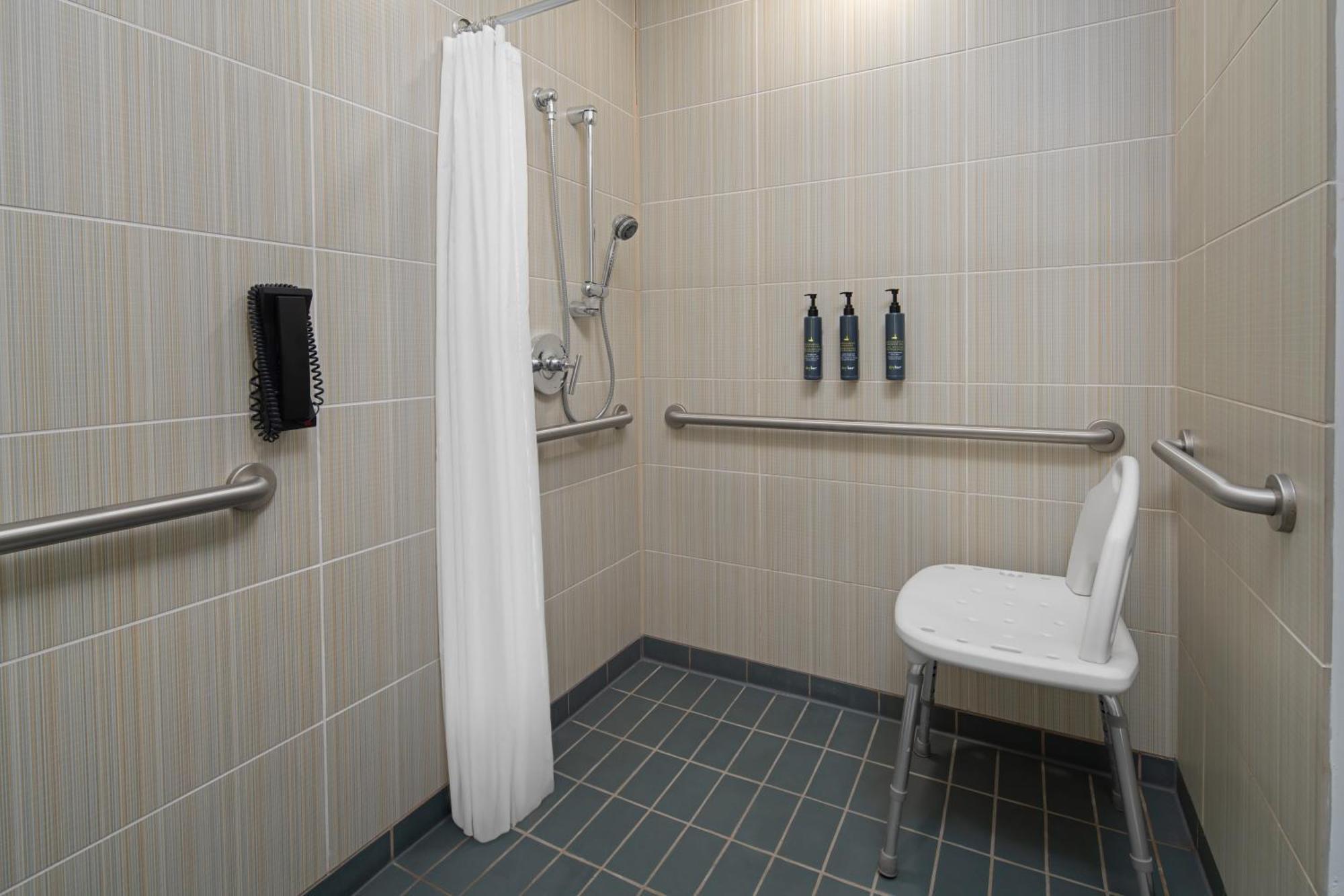 King Room - Hearing Accessible
