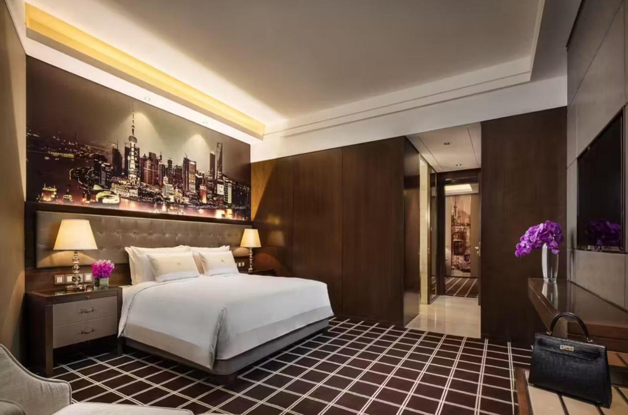 Royal Suite,1599669386:JPEG