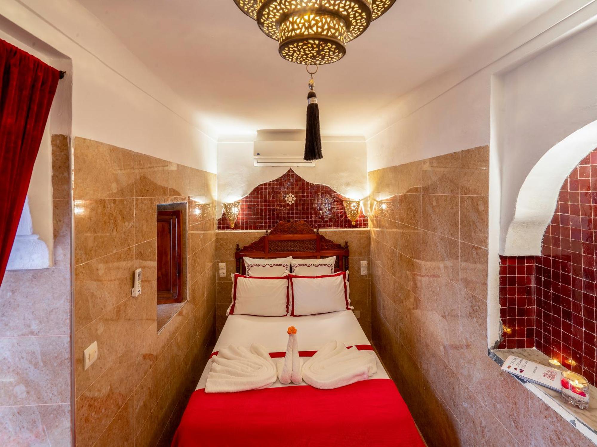 Double Room,1599755176:JPEG