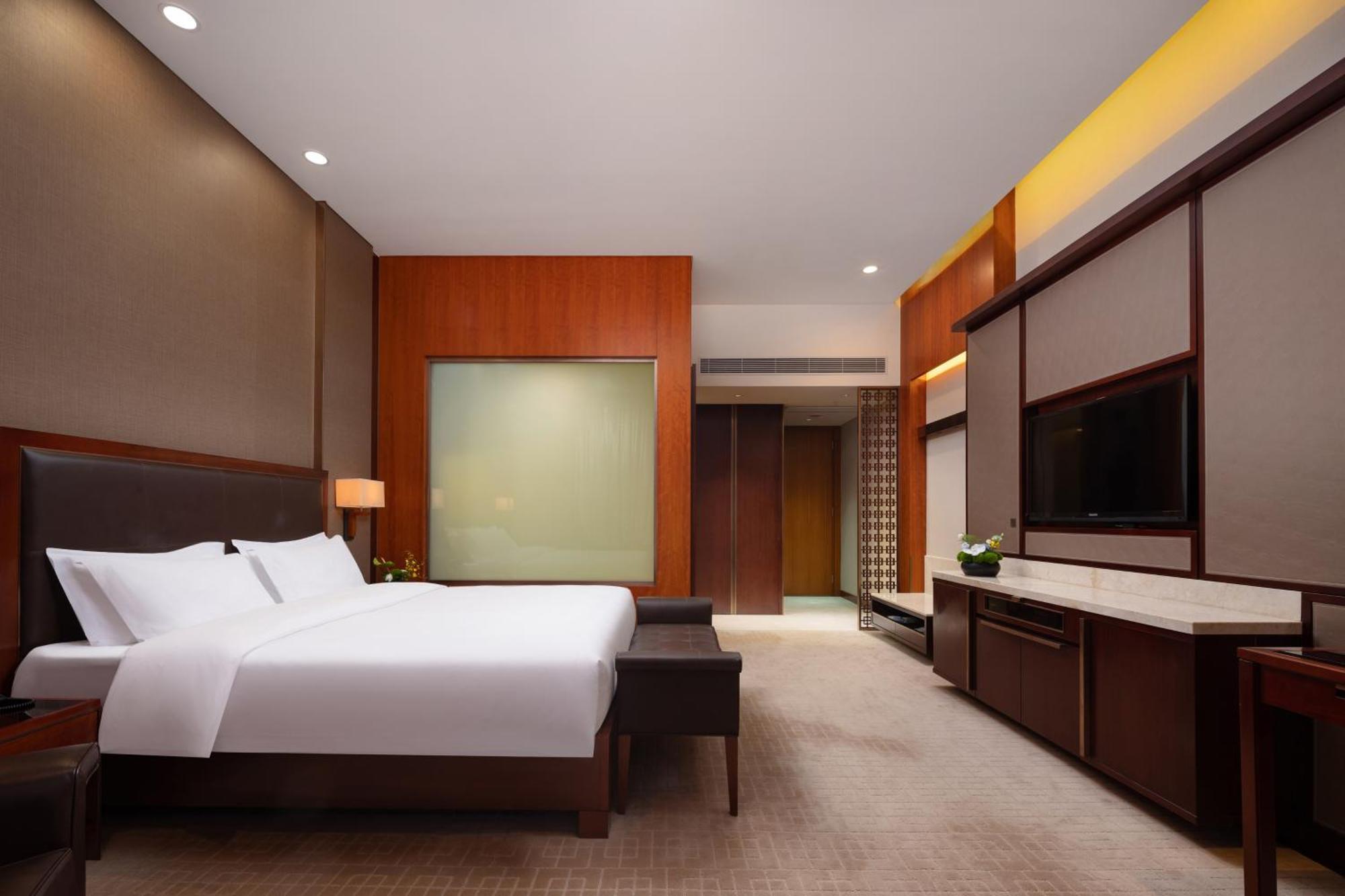 Deluxe Double Room - Include One Breakfast
