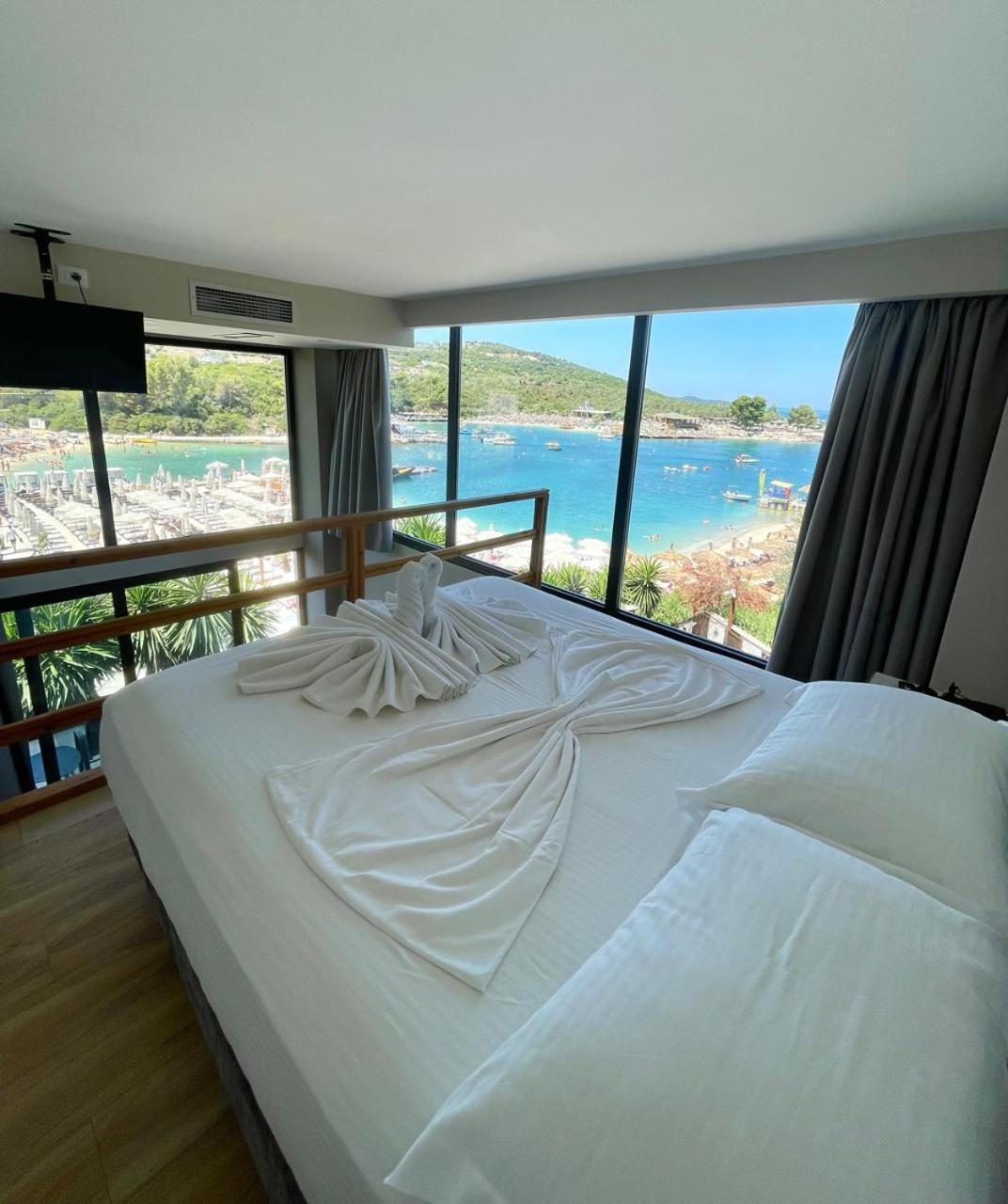 Duplex Deluxe Family Room Sea View
