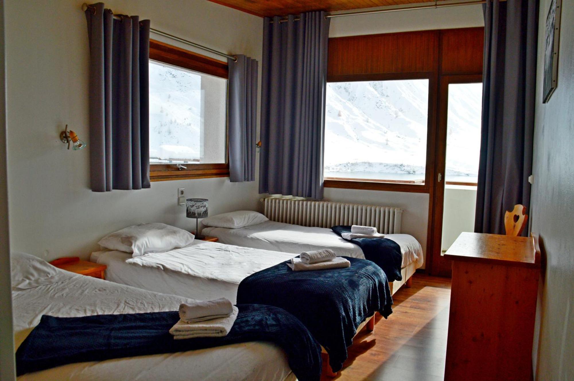 Chambre Triple Est avec Balcon - Vue sur Montagne