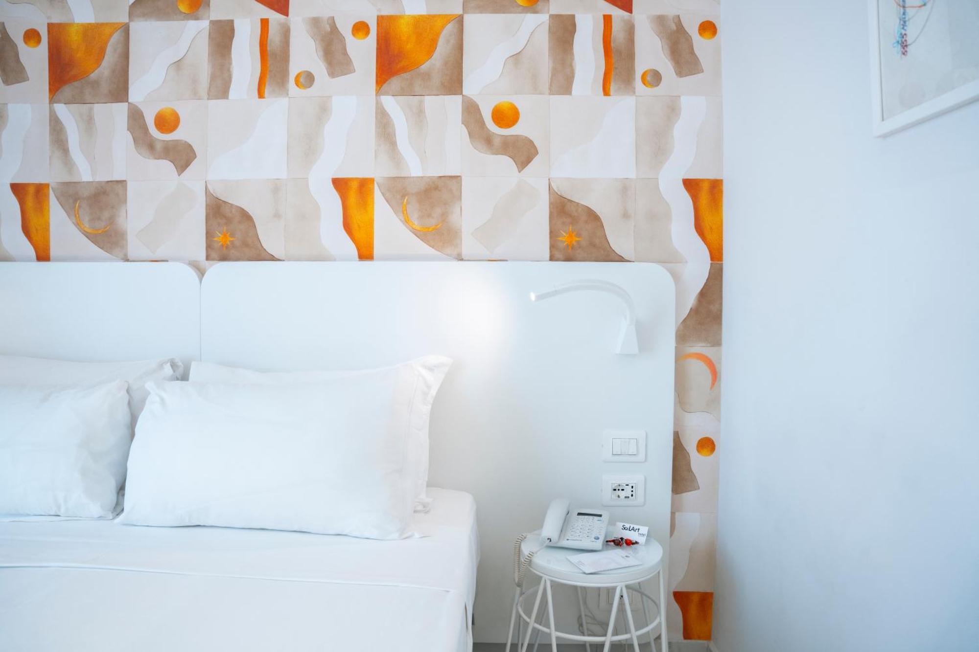 Deluxe Double or Twin Room with City View