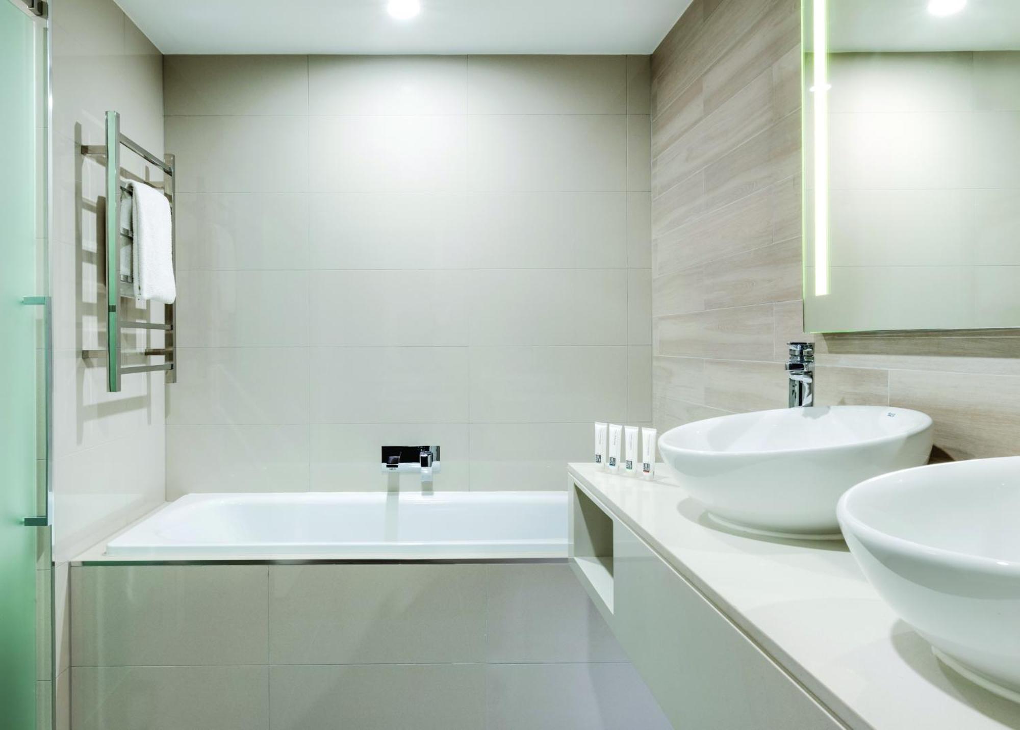 Premier Suite City View