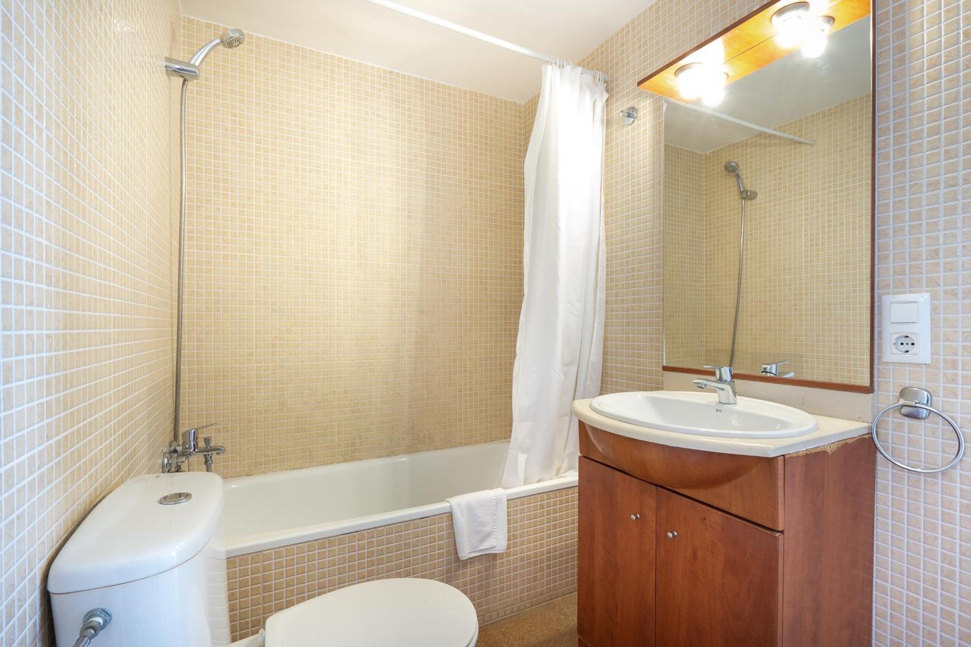 Appartement économique 1 chambre (2 adultes + 2 enfants) jusqu’à 10 ans