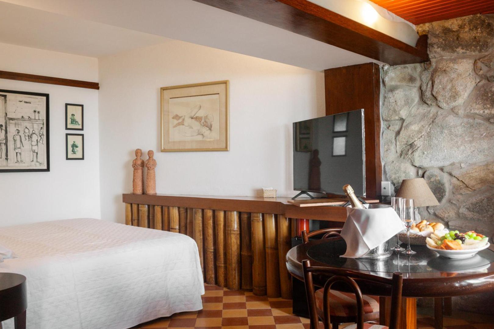 Main Suite with Sea View and Balcony