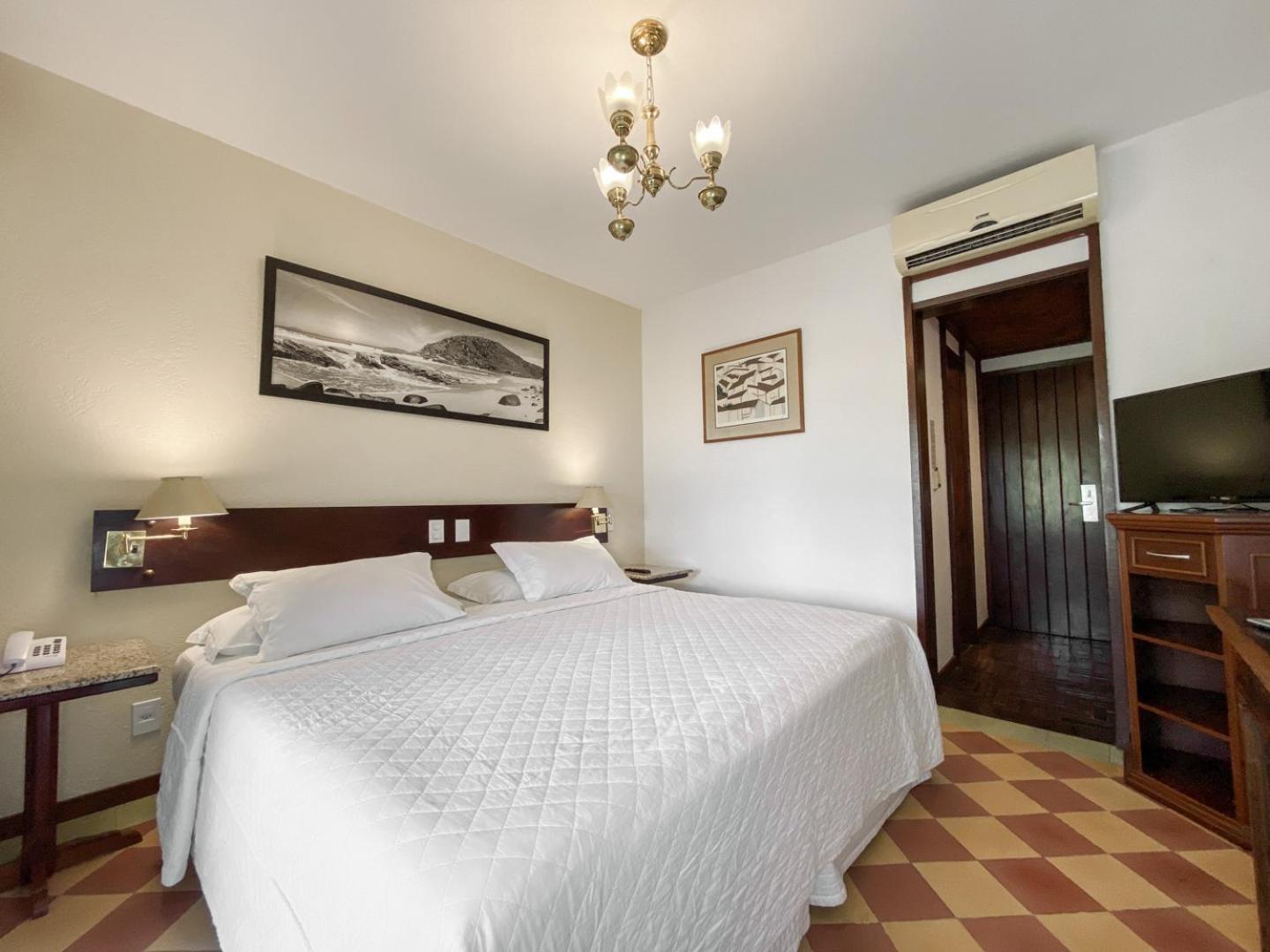 Suite with Garden View