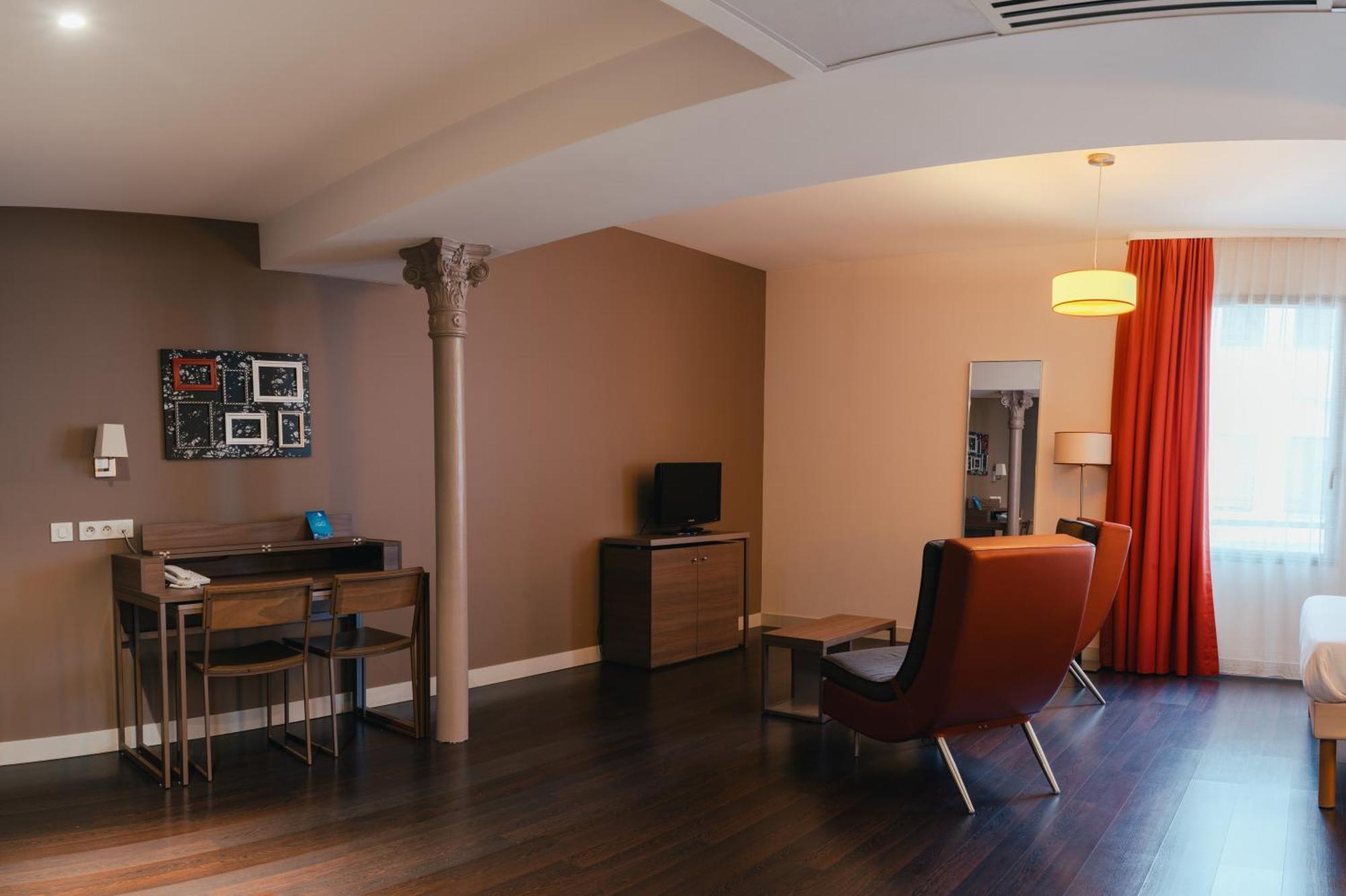 Chambre Lit Queen-Size - Non-Fumeurs