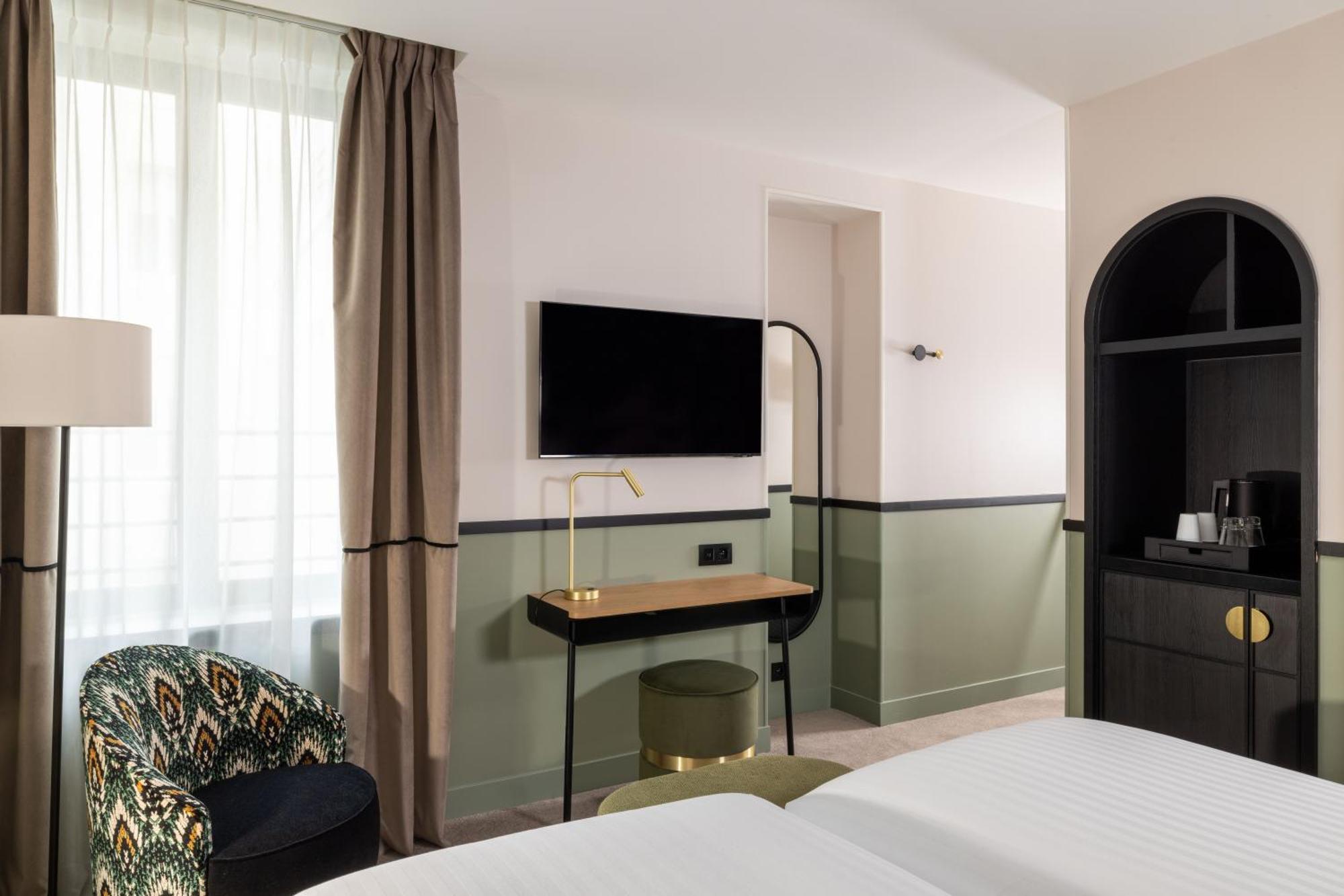 Superior Twin Room