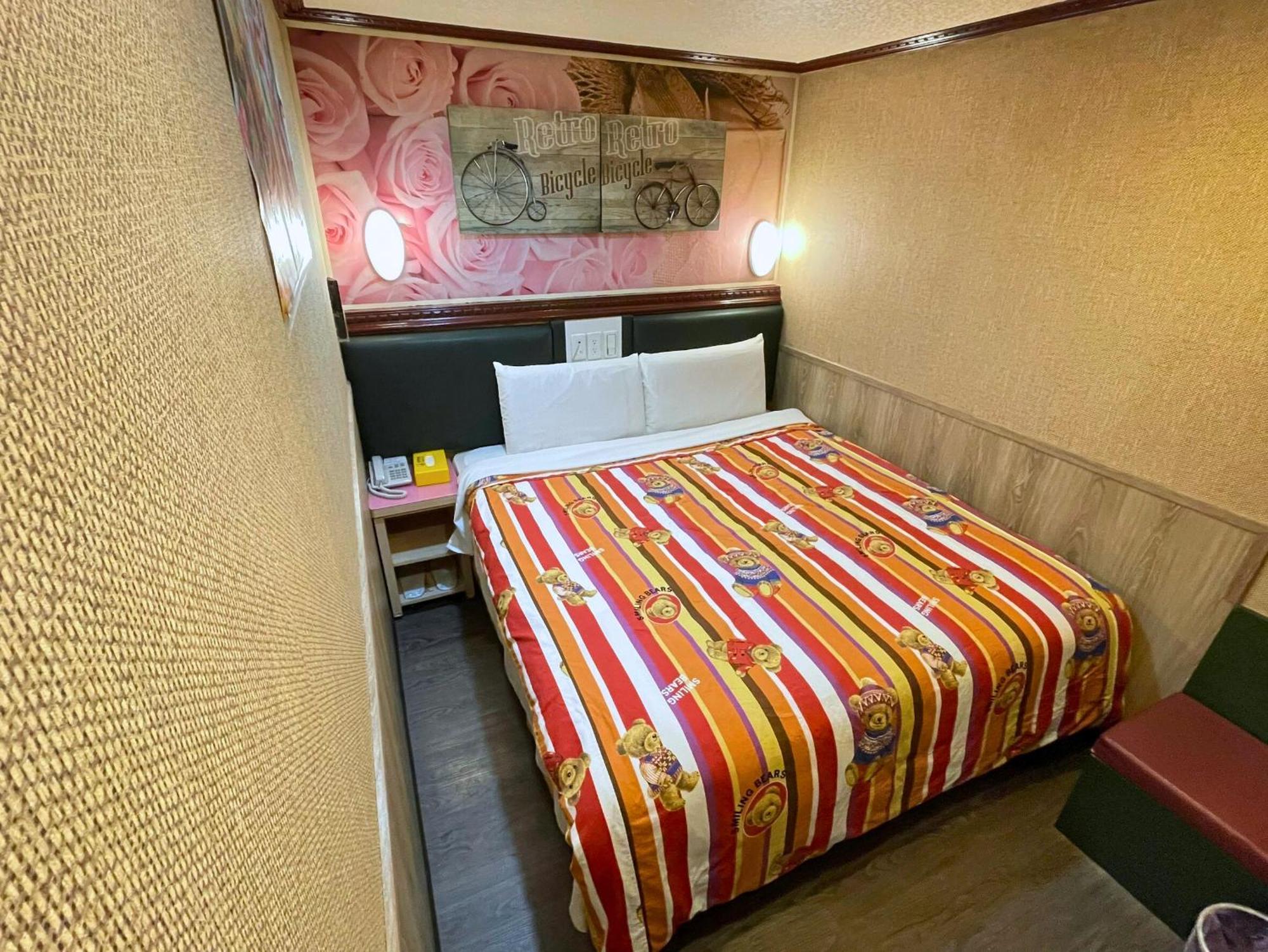 Double Room with Private Bathroom