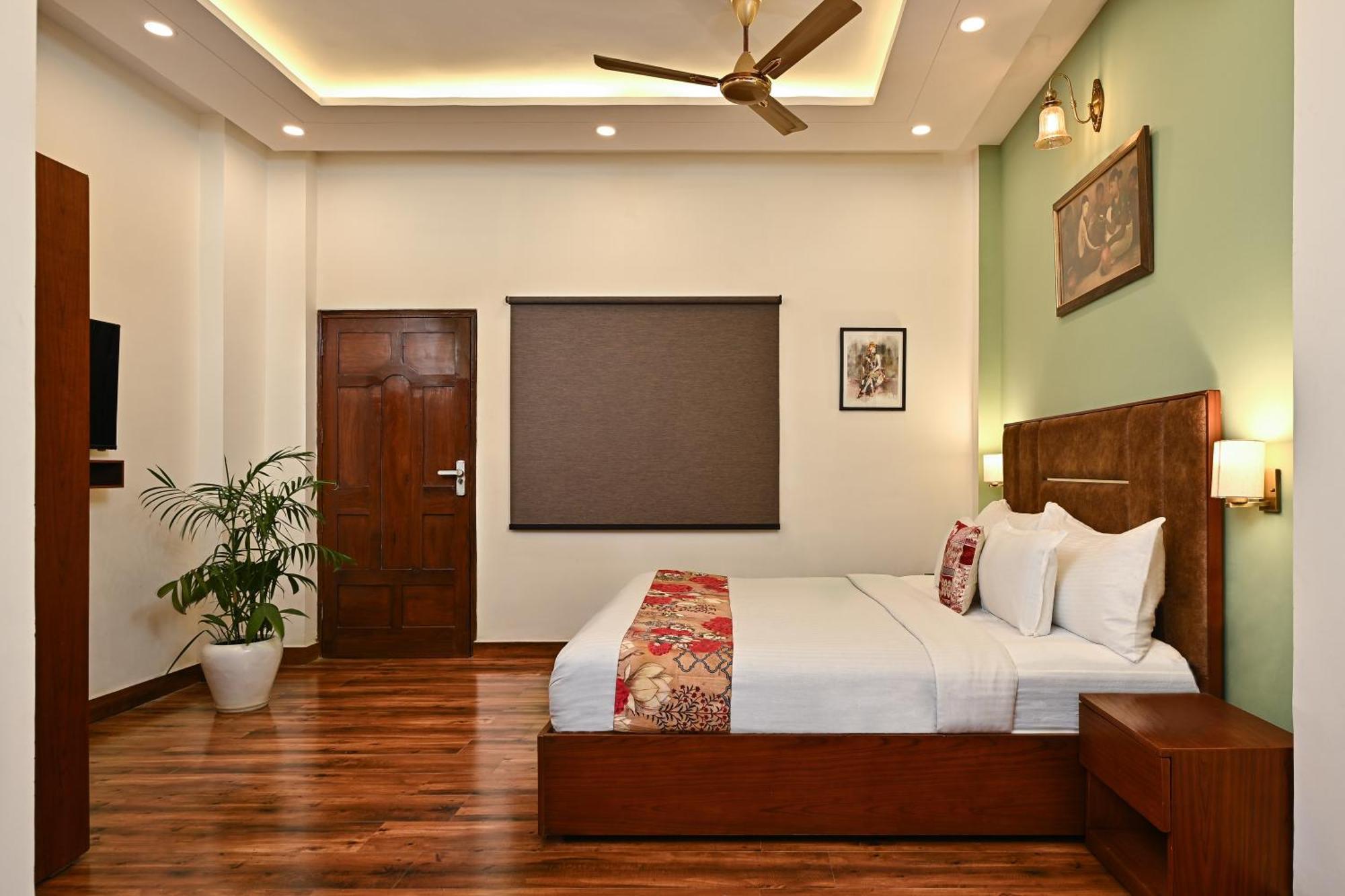 Executive Suite