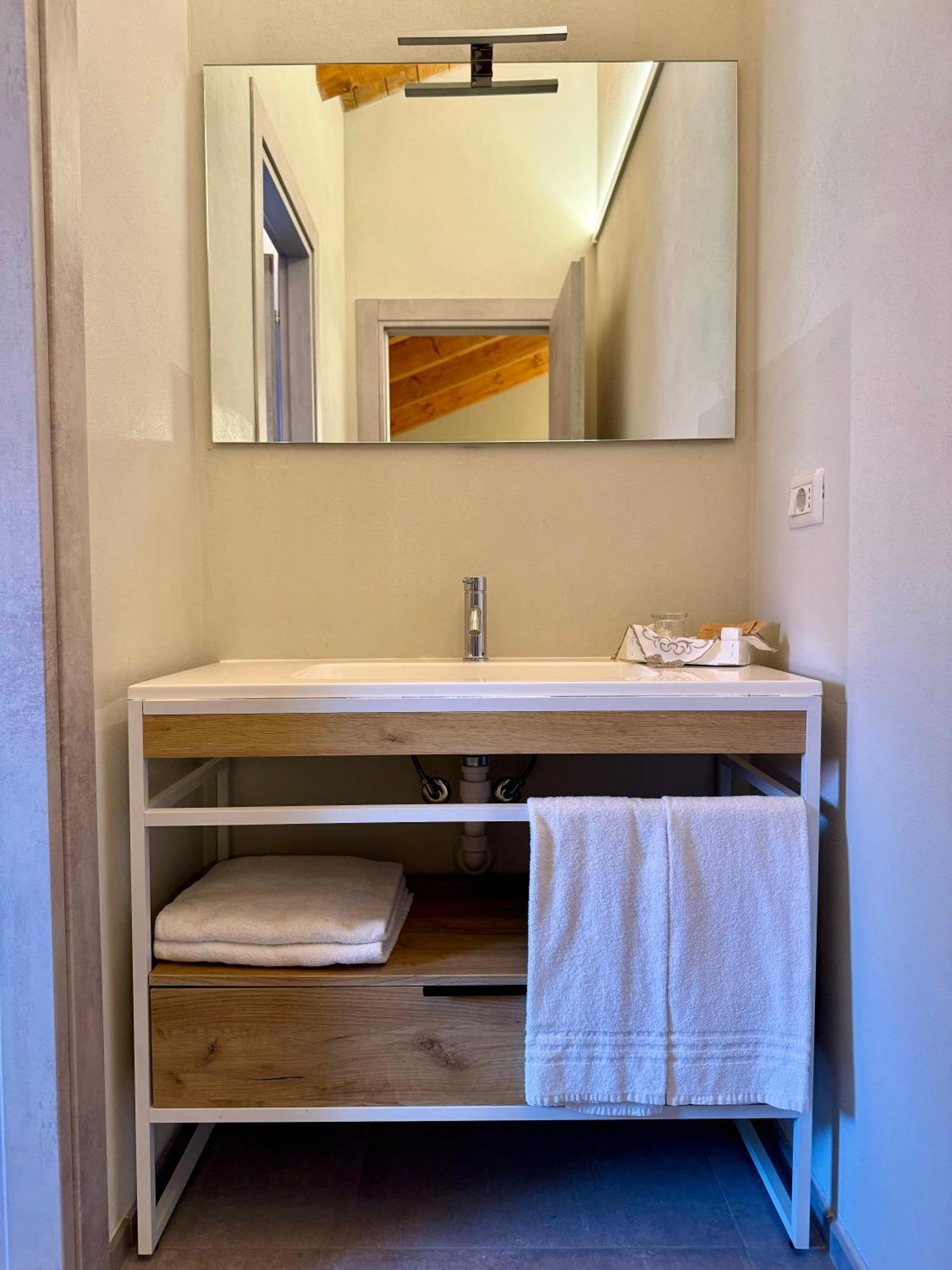 Superior One-Bedroom Apartment with Balcony