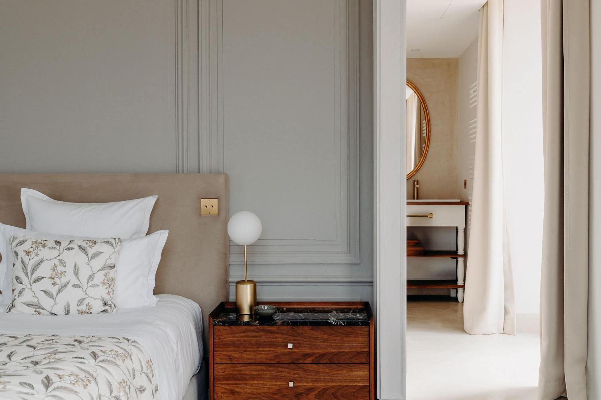 Junior Suite with Terrace with Air-Conditioning