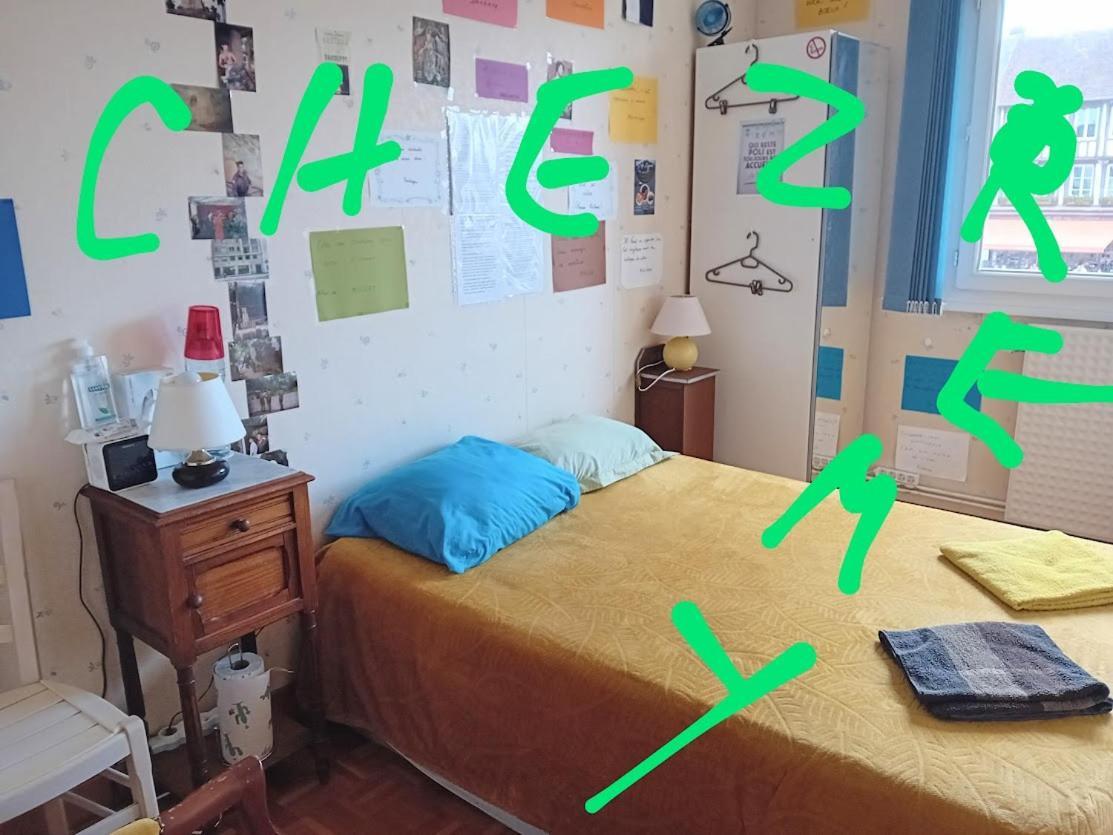 Chambre Double avec Salle de Bains Commune