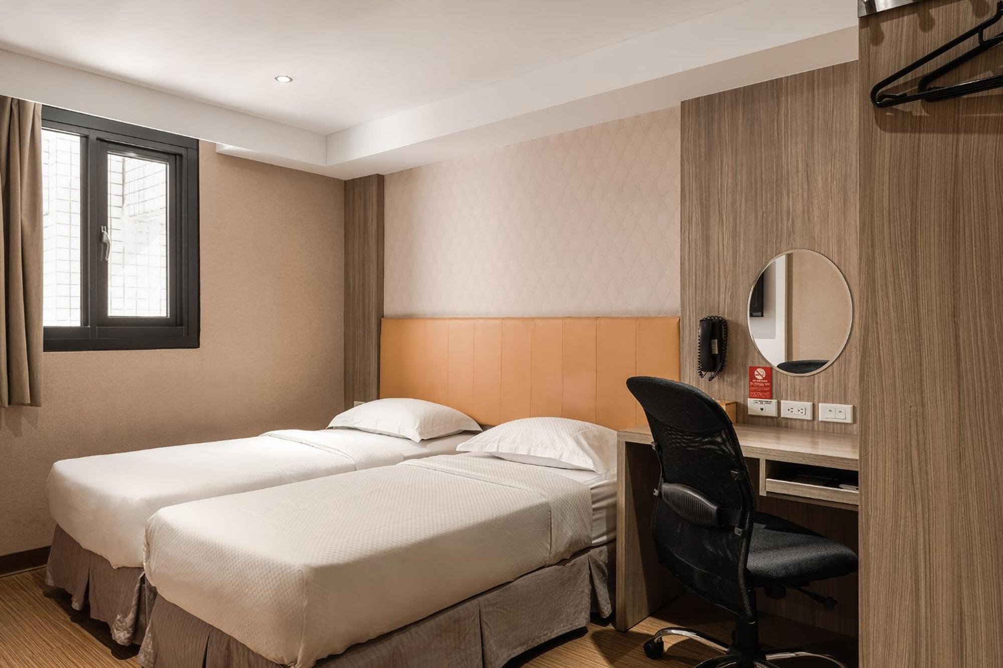 Twin Room,1601706182:JPEG