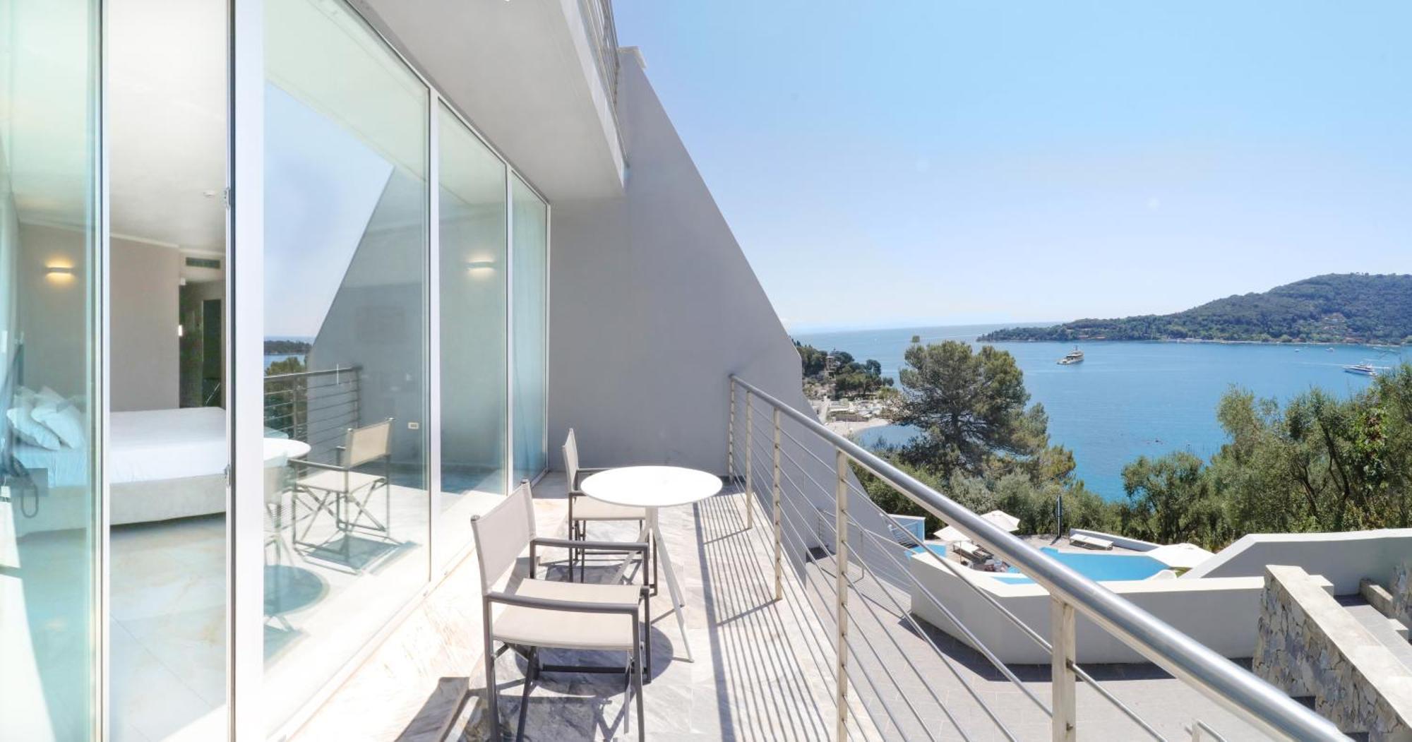 Double Room with Sea View