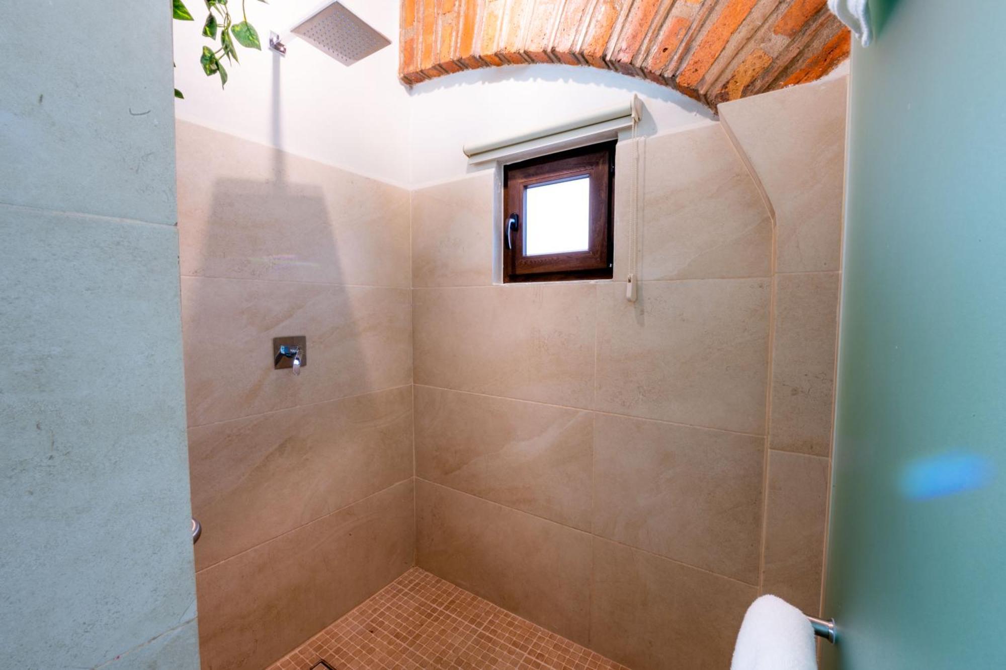 Queen Room with Pool View