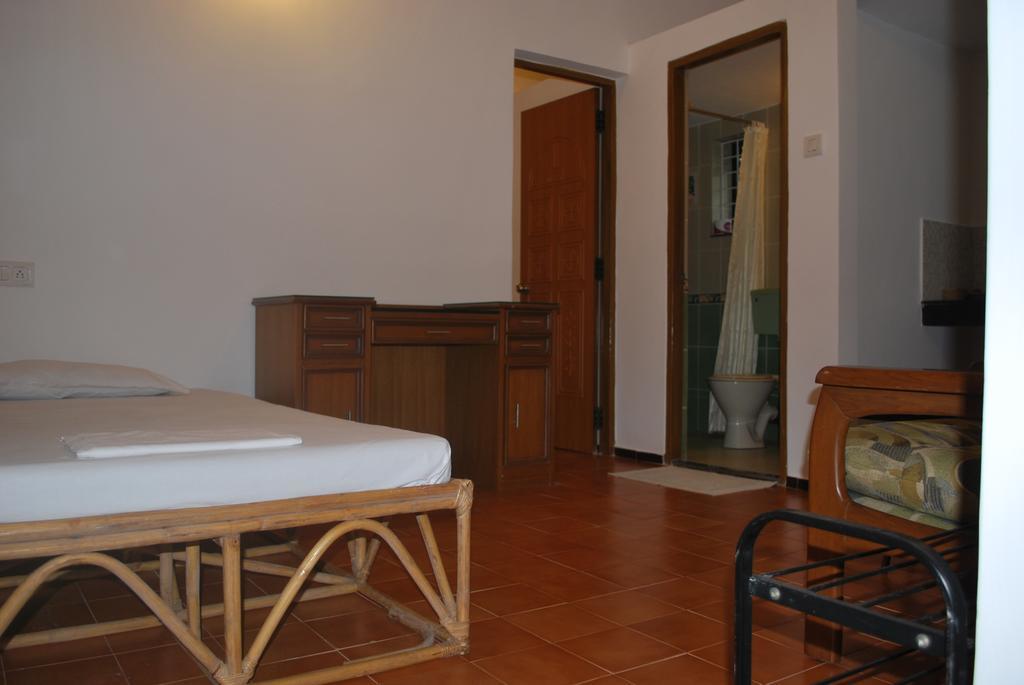 Suite with Garden View
